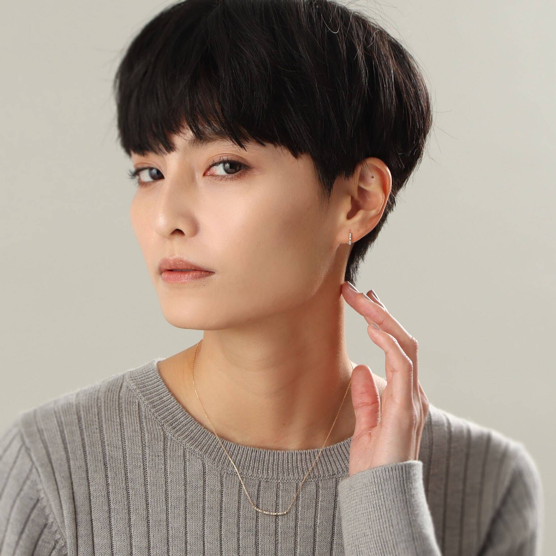 COCOSHNIK「K18ダイヤモンド バゲットカット アーチネックレス」|ネックレス|