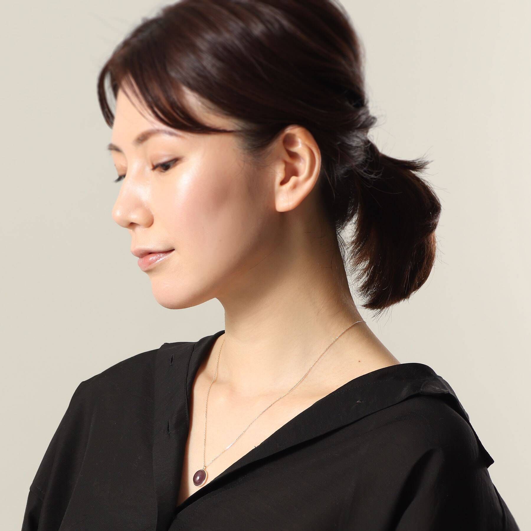 COCOSHNIK「K10パープルカルセドニー オーバルカボション ネックレス」|ネックレス|