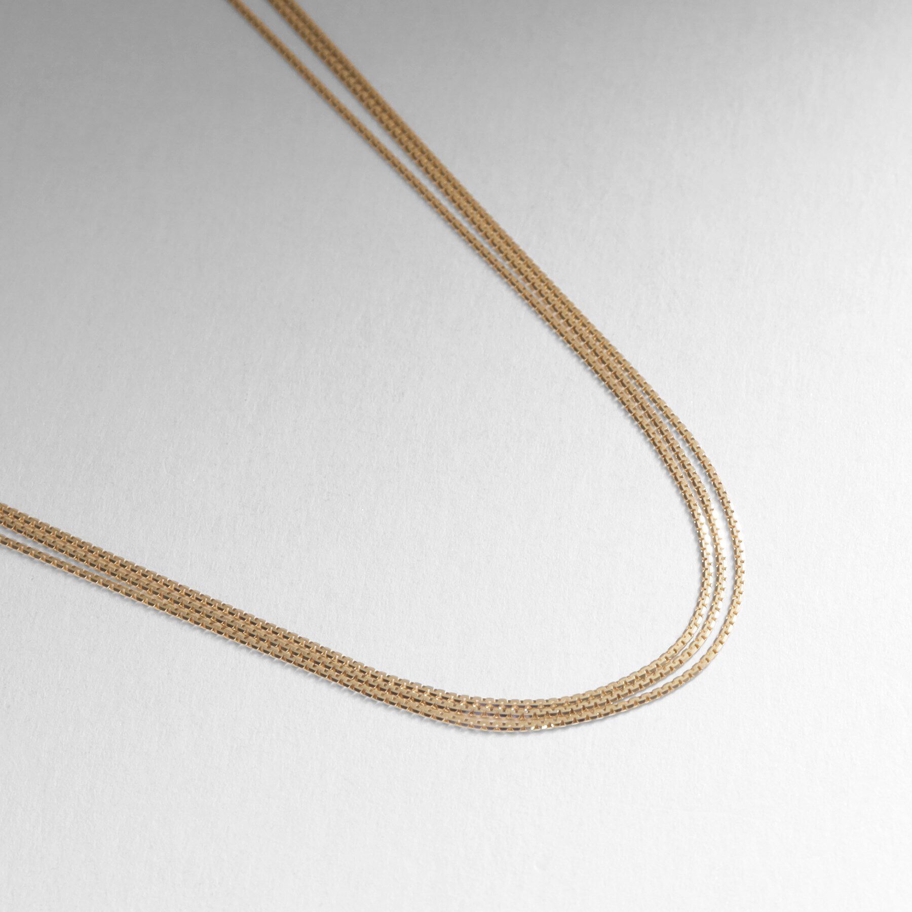 COCOSHNIK「K10ベネチアンフラット3連 ネックレス」|ネックレス|