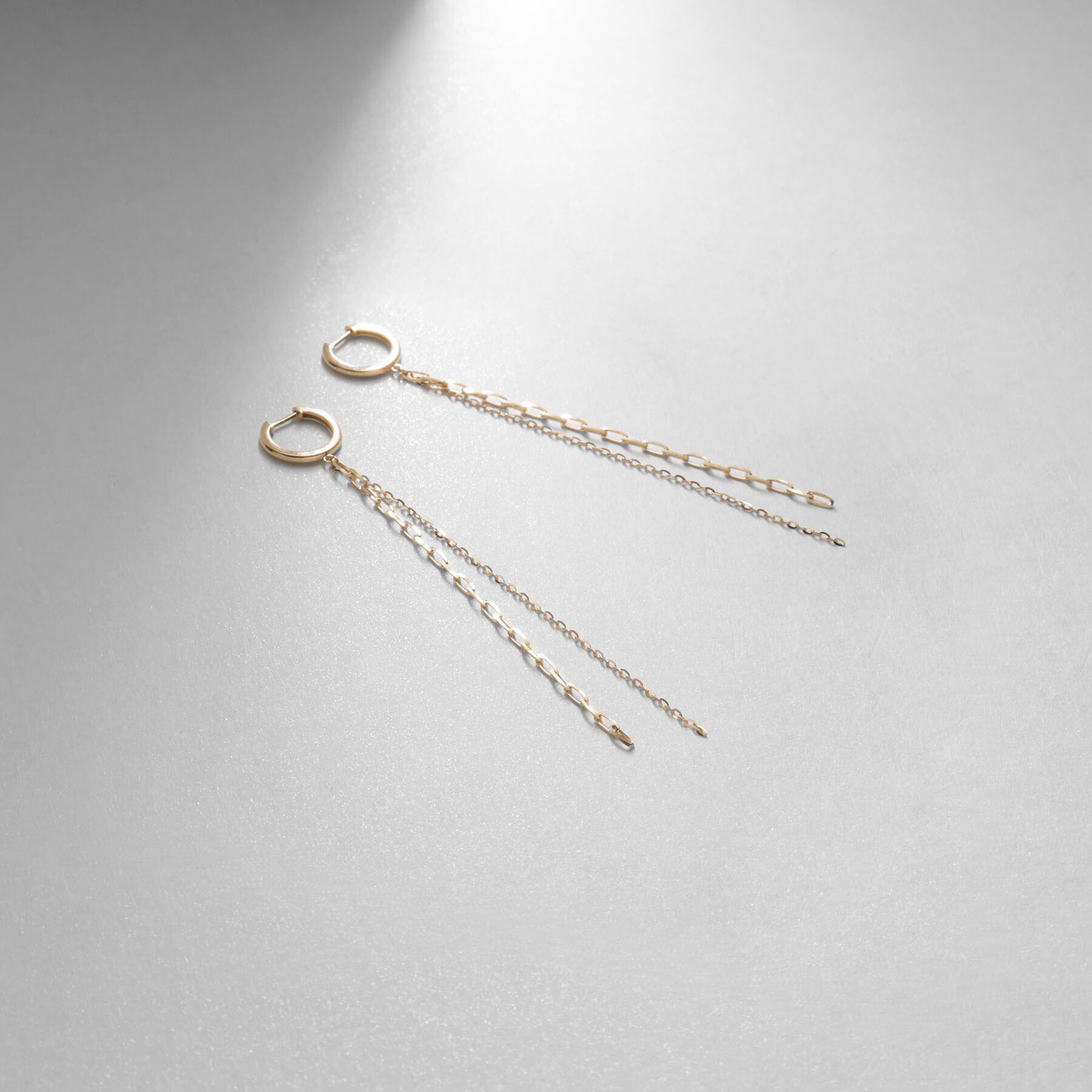 COCOSHNIK「K10フリンジチェーン中折れ フープピアス」|ピアス|