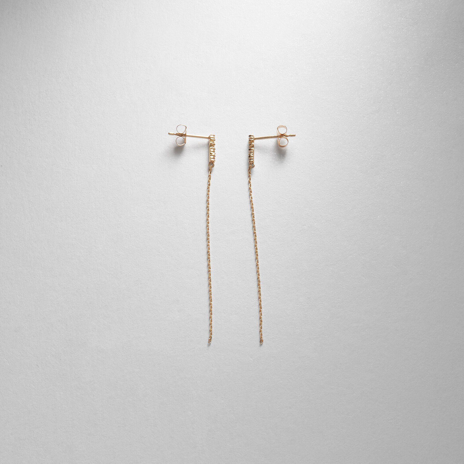 COCOSHNIK「K10ダイヤモンド ハンギングチェーン スタッドピアス」|ピアス|