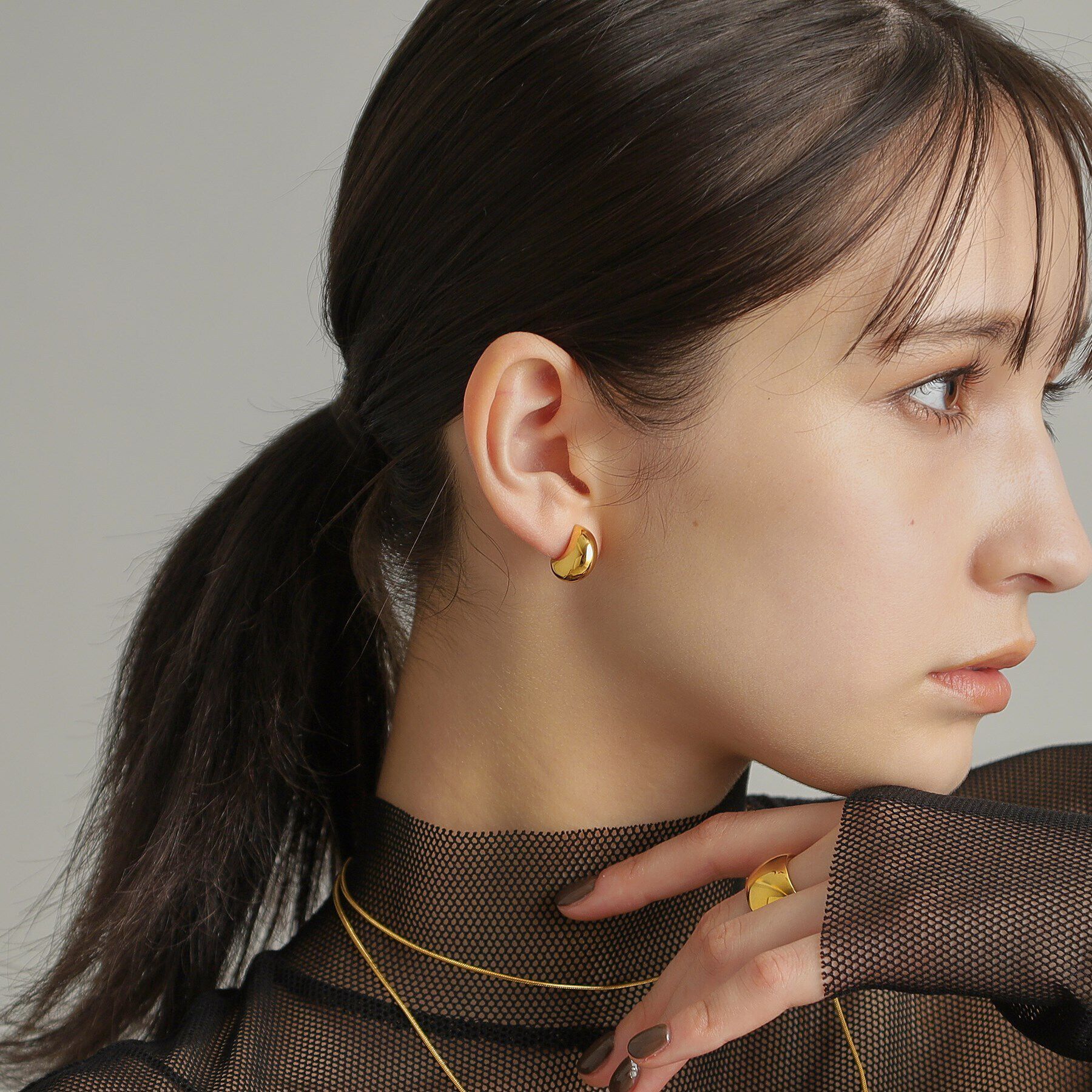 COCOSHNIK ONKITSCH「シルバー ホロウフープピアス ペアシェイプS GP」|ピアス|