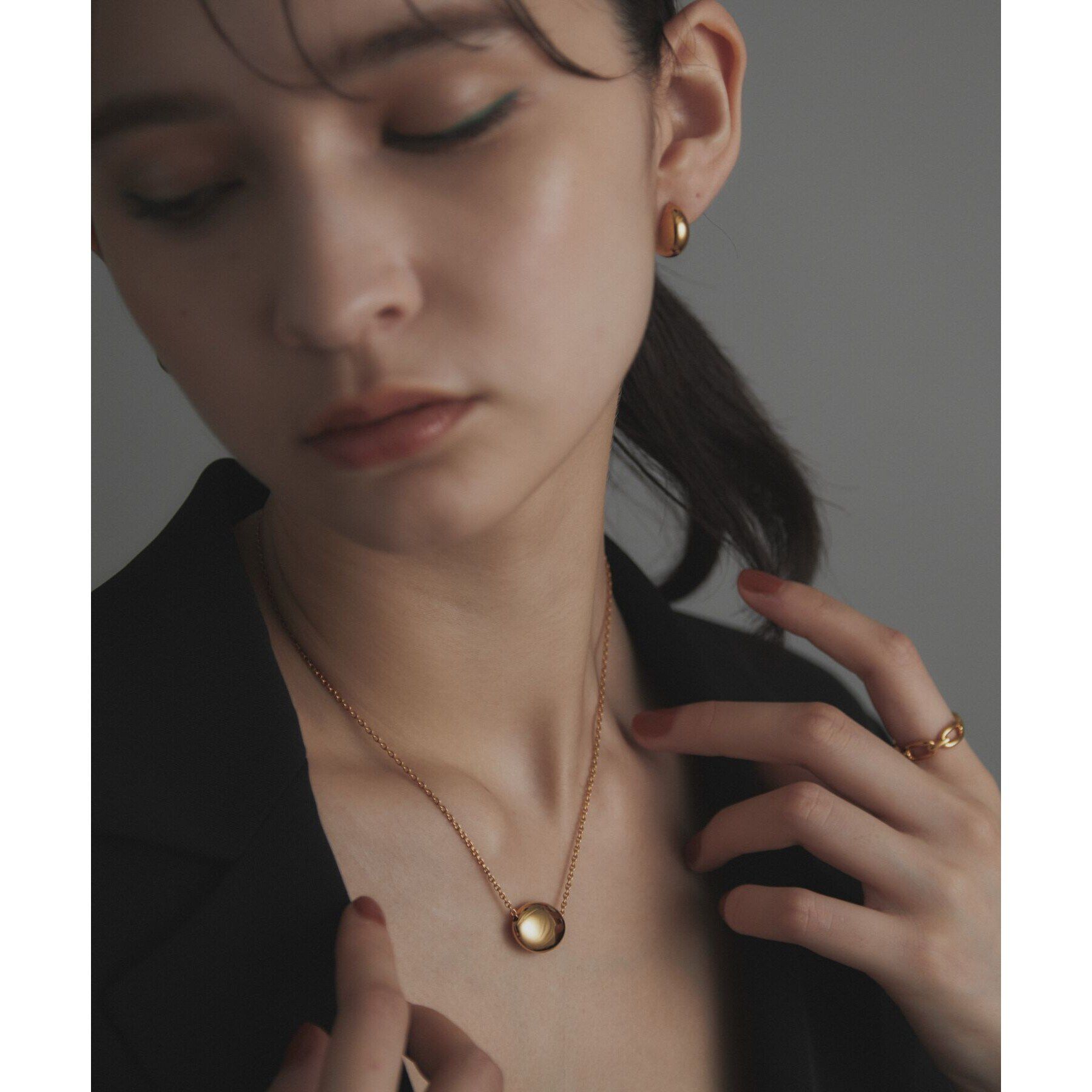 COCOSHNIK ONKITSCH「シルバー ホロウフープピアス ペアシェイプS GP」|ピアス|