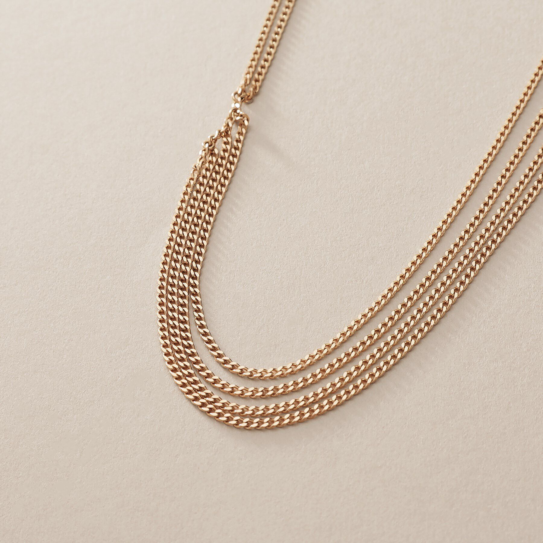 COCOSHNIK「K10キヘイアシンメトリードレープ ネックレス」|ネックレス|