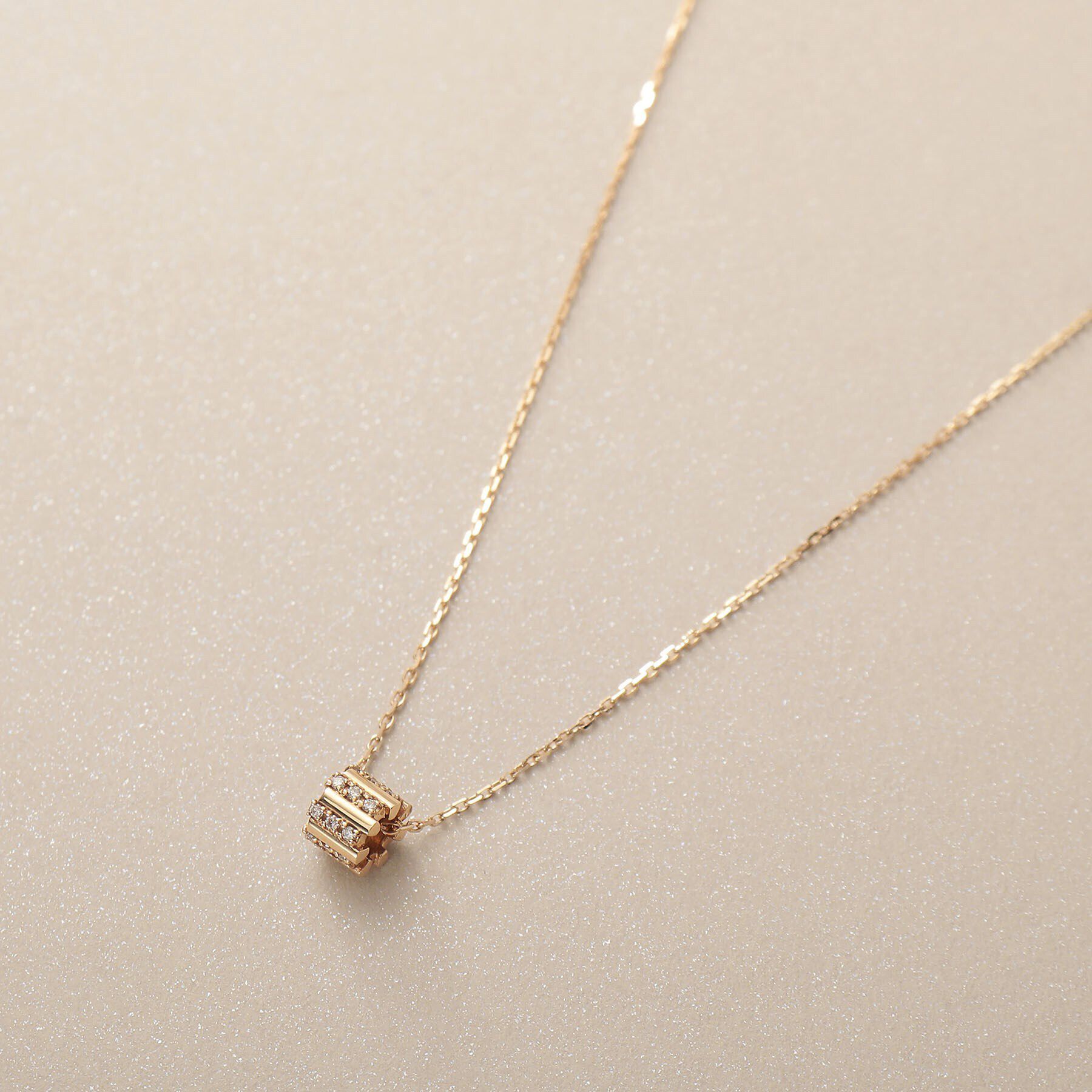 COCOSHNIK「K10ダイヤモンド シフテッドビーズ ネックレス」|ネックレス|