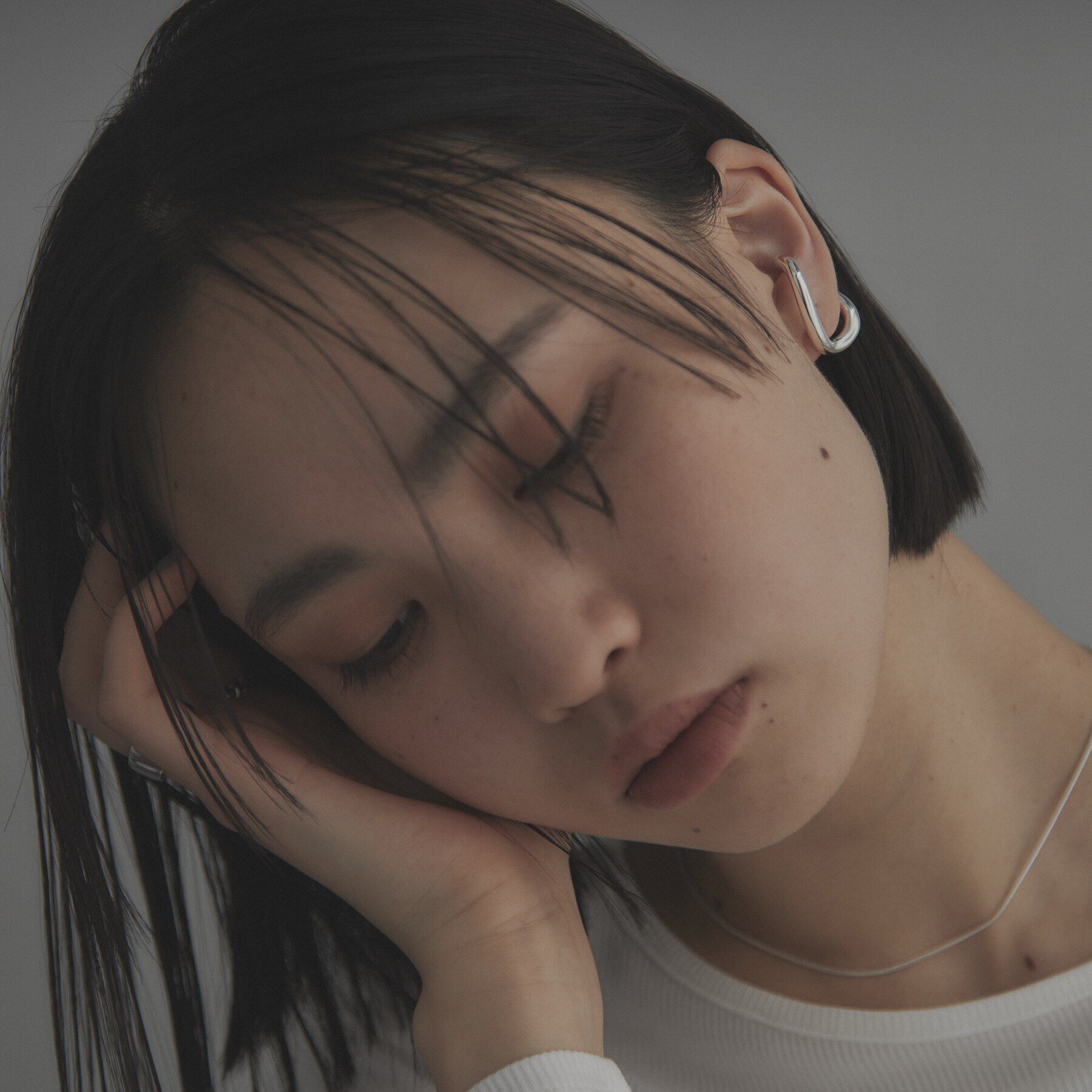 COCOSHNIK ONKITSCH「シルバー ボリュームSラインイヤーカフ」|イヤリング|