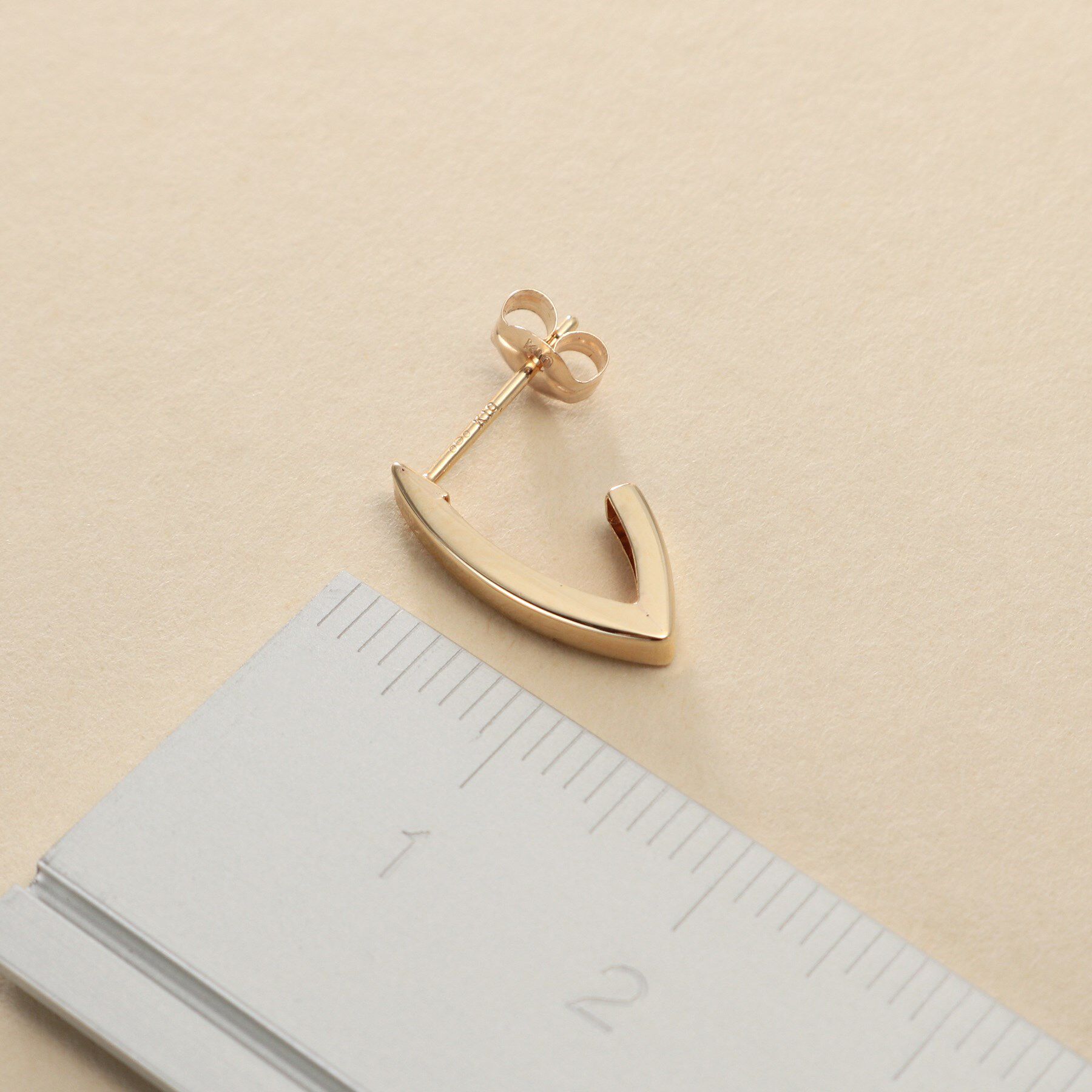 COCOSHNIK ONKITSCH「K10Lシェイプピアス」|ピアス|