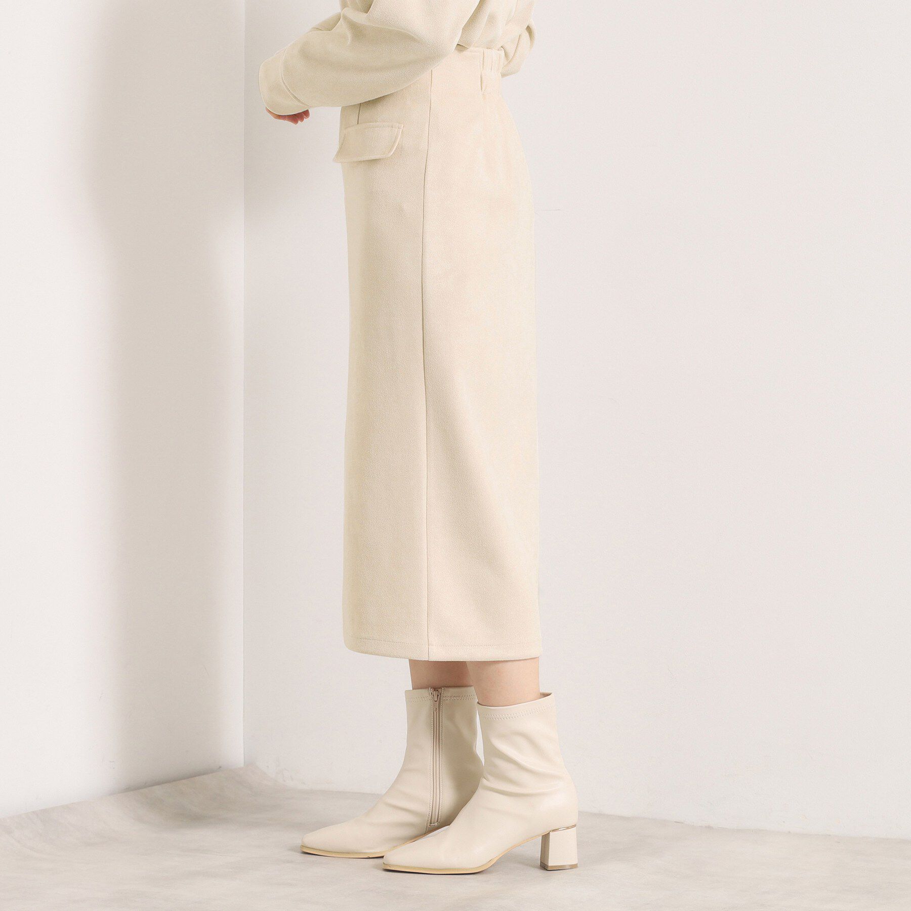 ITS&rsquo;DEMO「【セットアップ可／手洗い可】カットスエードスカート」|スカート|