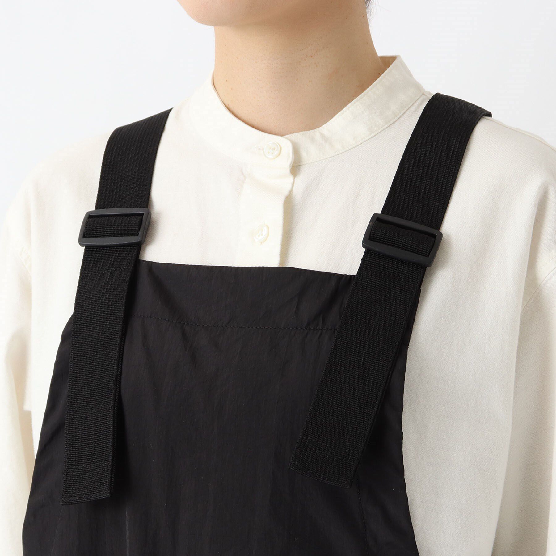 212 KITCHEN STORE「極軽撥水エプロン キテミテ クロ ＜FABORI ファボリ＞」|食器・キッチングッズ|