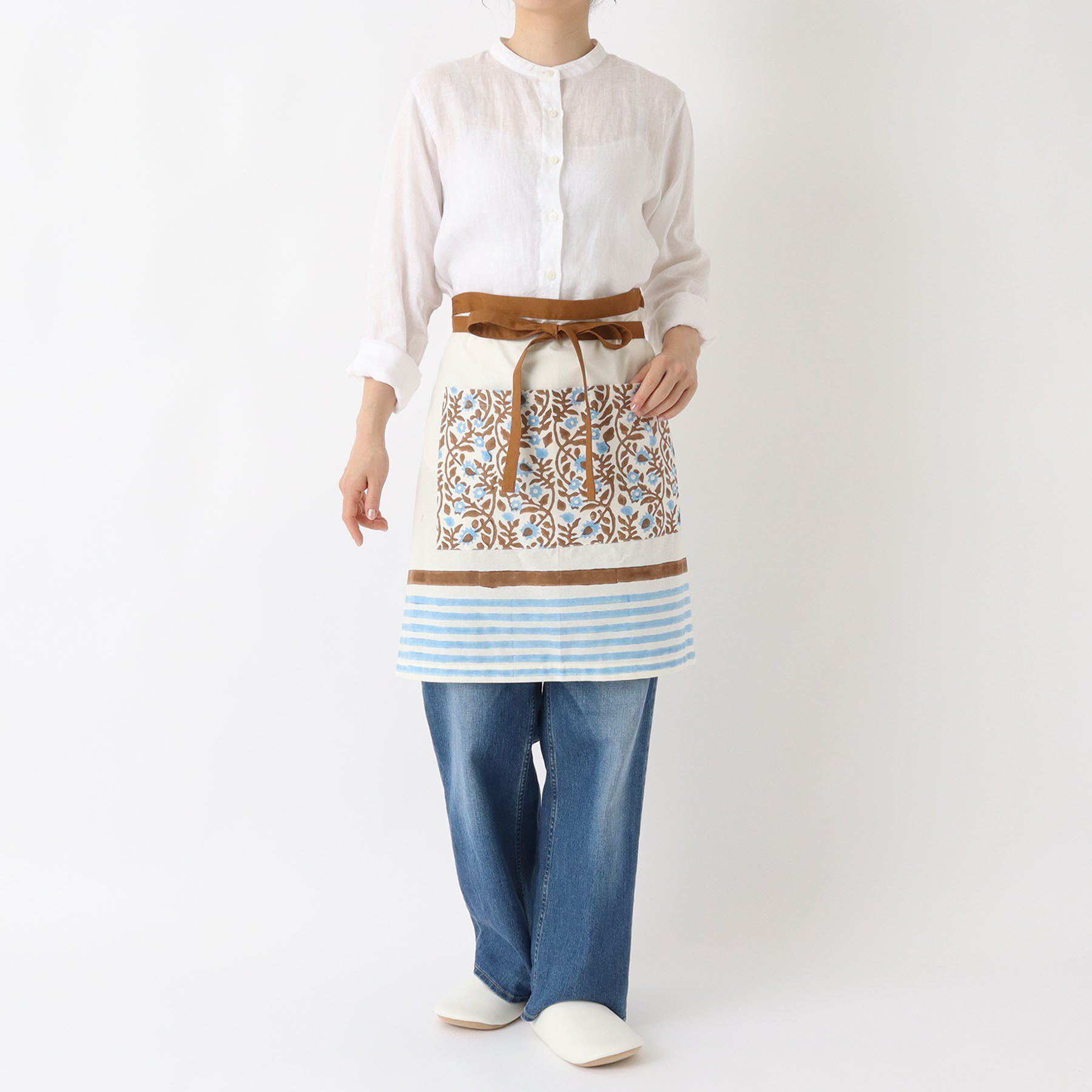 212 KITCHEN STORE「ブロックプリント カフェエプロン BL ＜212Kオリジナル＞」|食器・キッチングッズ|