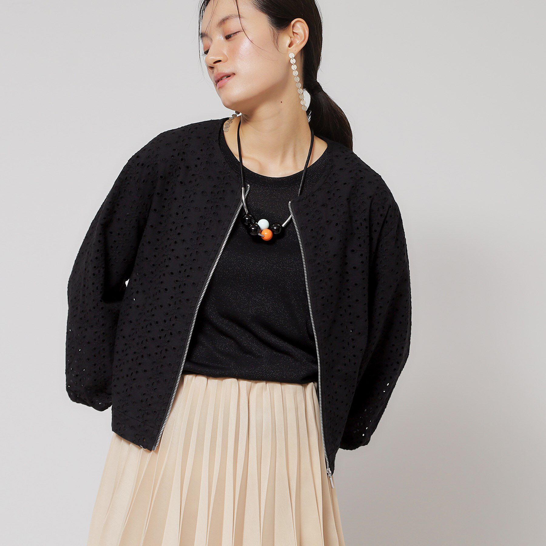 SunaUna「【使えるモノトーン／パフスリーブ】レースブルゾン」|ブルゾン・スタジャン|ブラック(019)