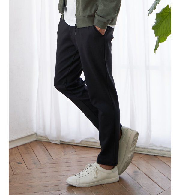 ikka「テックストレッチテーパードパンツ」|その他|ブラック