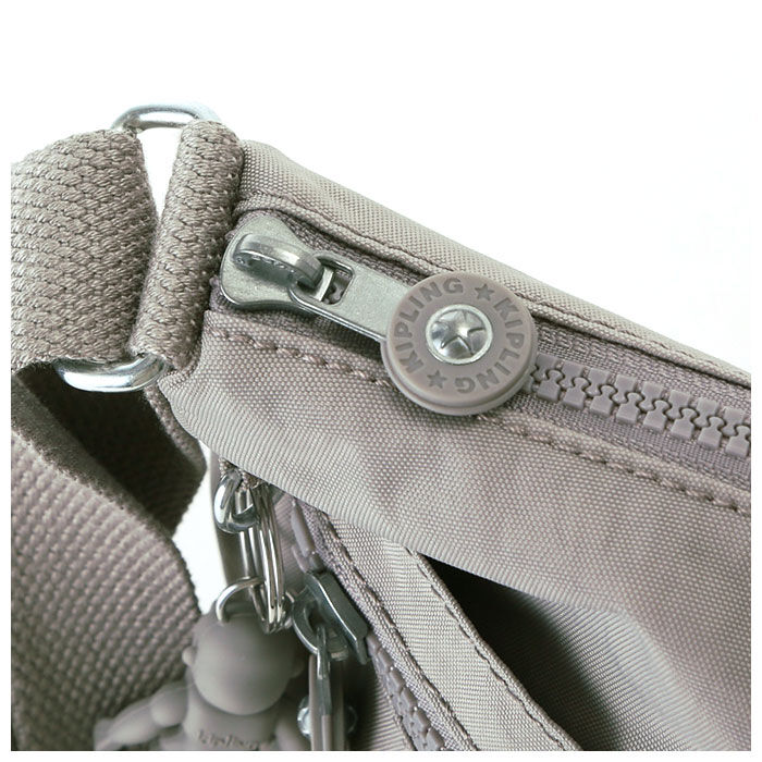 BACKYARD FAMILY「キプリング ショルダーバッグ 通販 ショルダー バッグ 斜めがけ レディース 大人 ナイロン」|ショルダー・メッセンジャー|