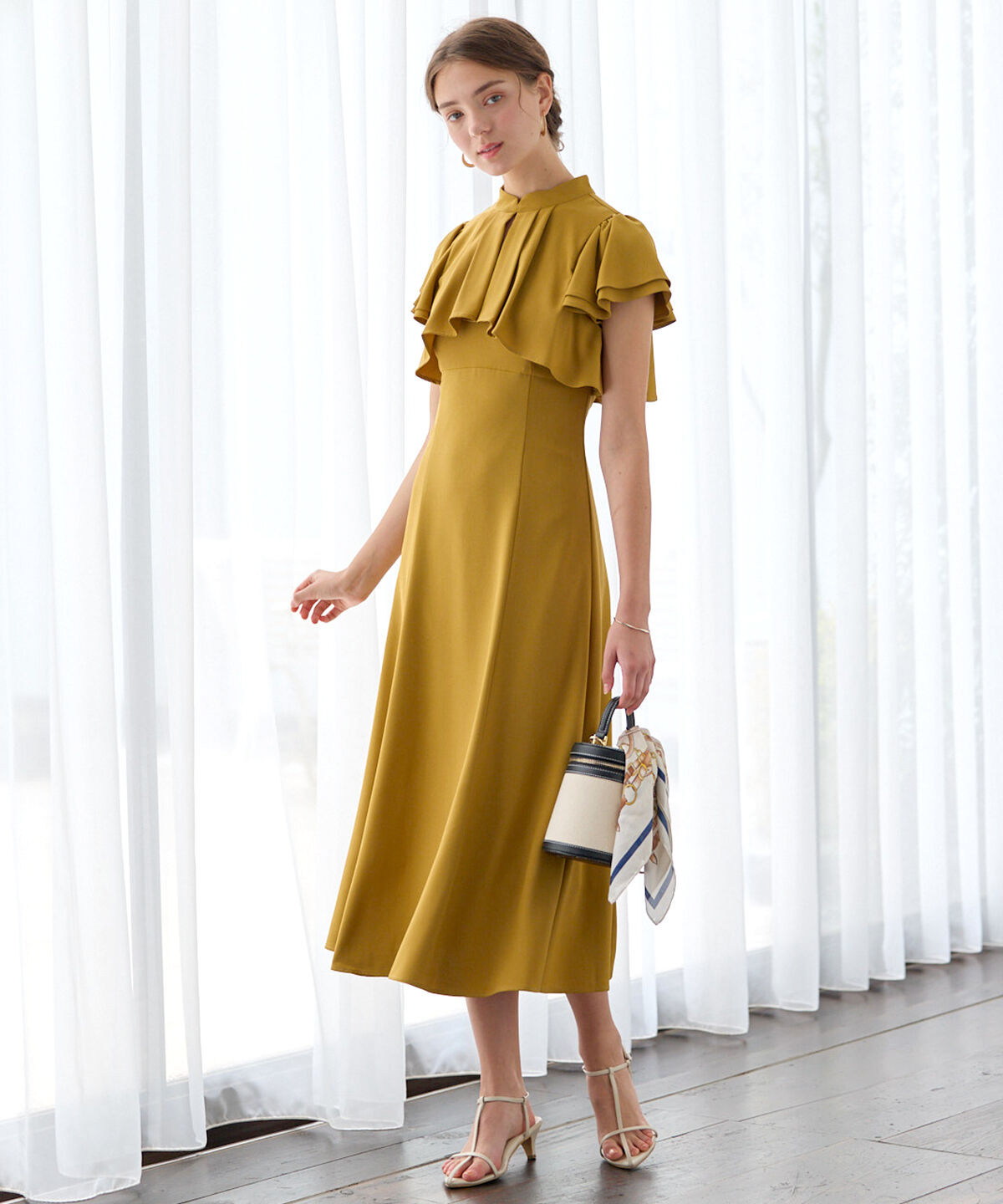 アンドクチュール「フリルケープ風ワンピース」|ワンピース|グリーン