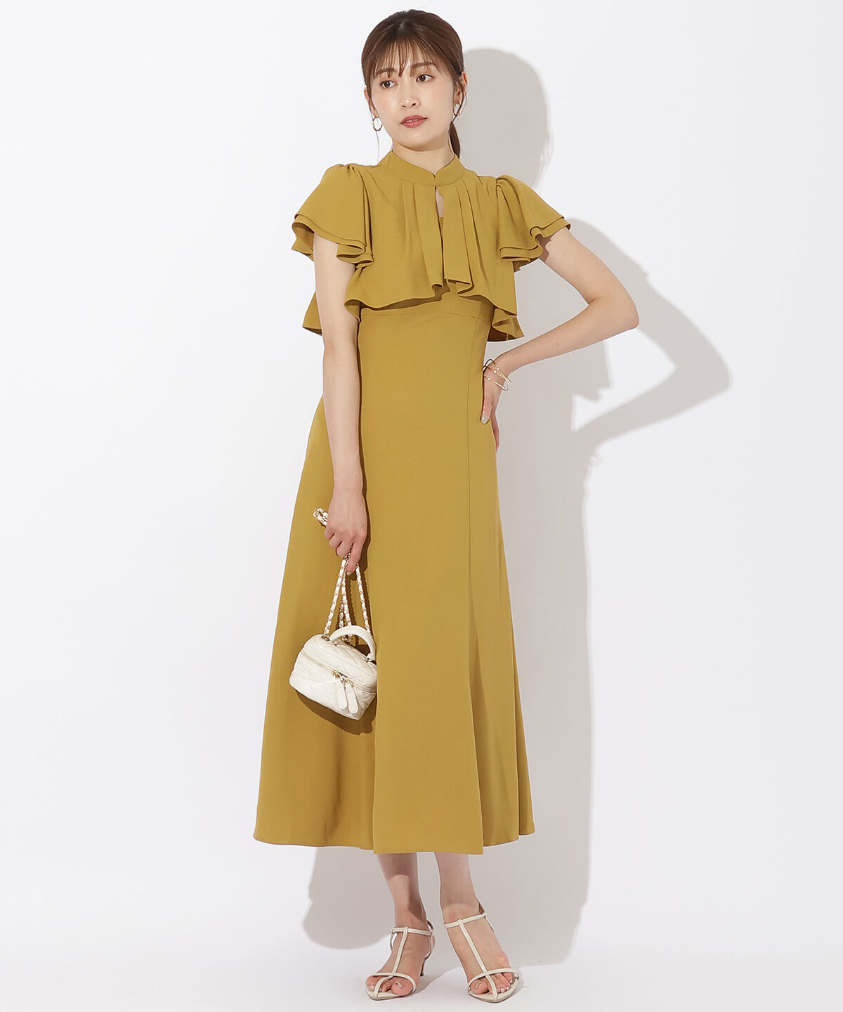 アンドクチュール「フリルケープ風ワンピース」|ワンピース|