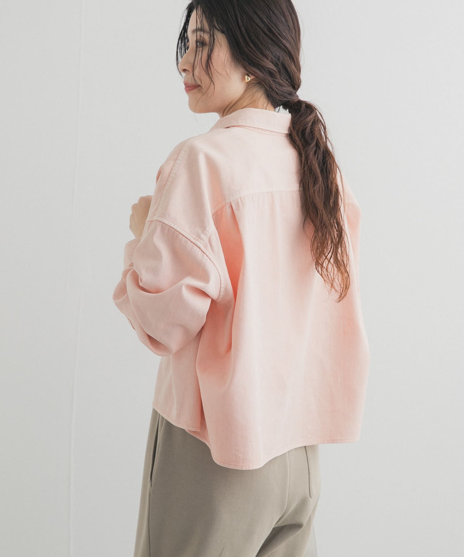 URBAN RESEARCH DOORS「デニムショート丈シャツ」|シャツ・ブラウス|