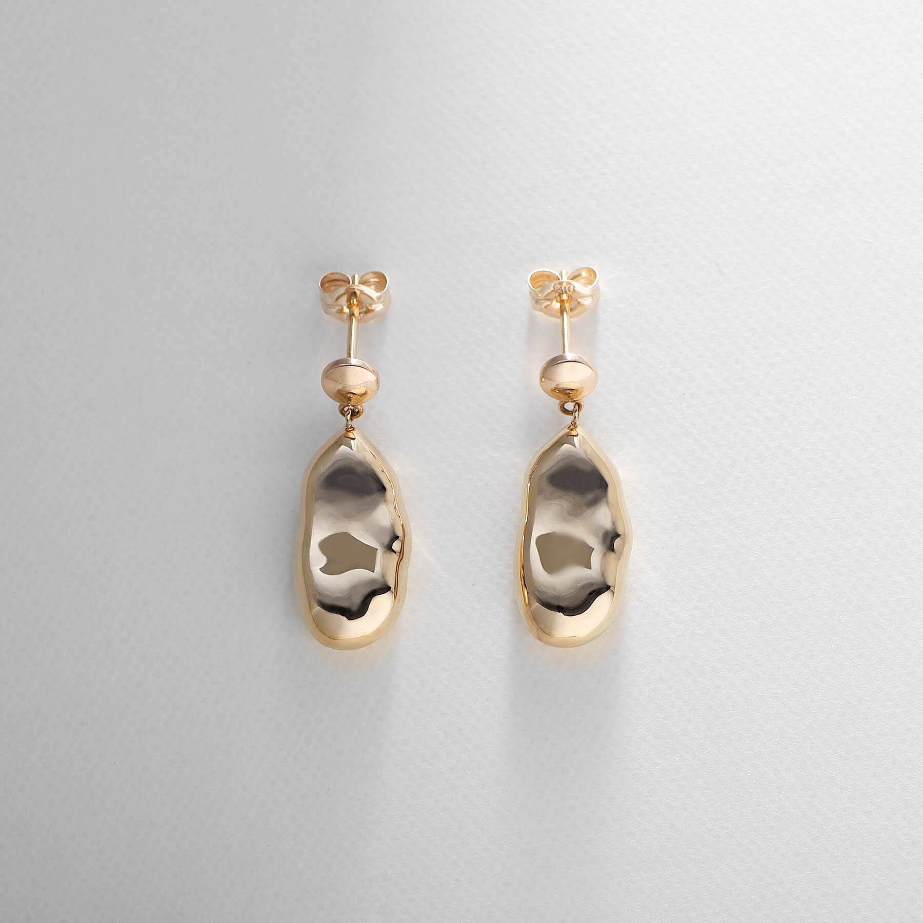 COCOSHNIK「K10中空バロックパールモチーフスティック スタッドピアス」|ピアス|