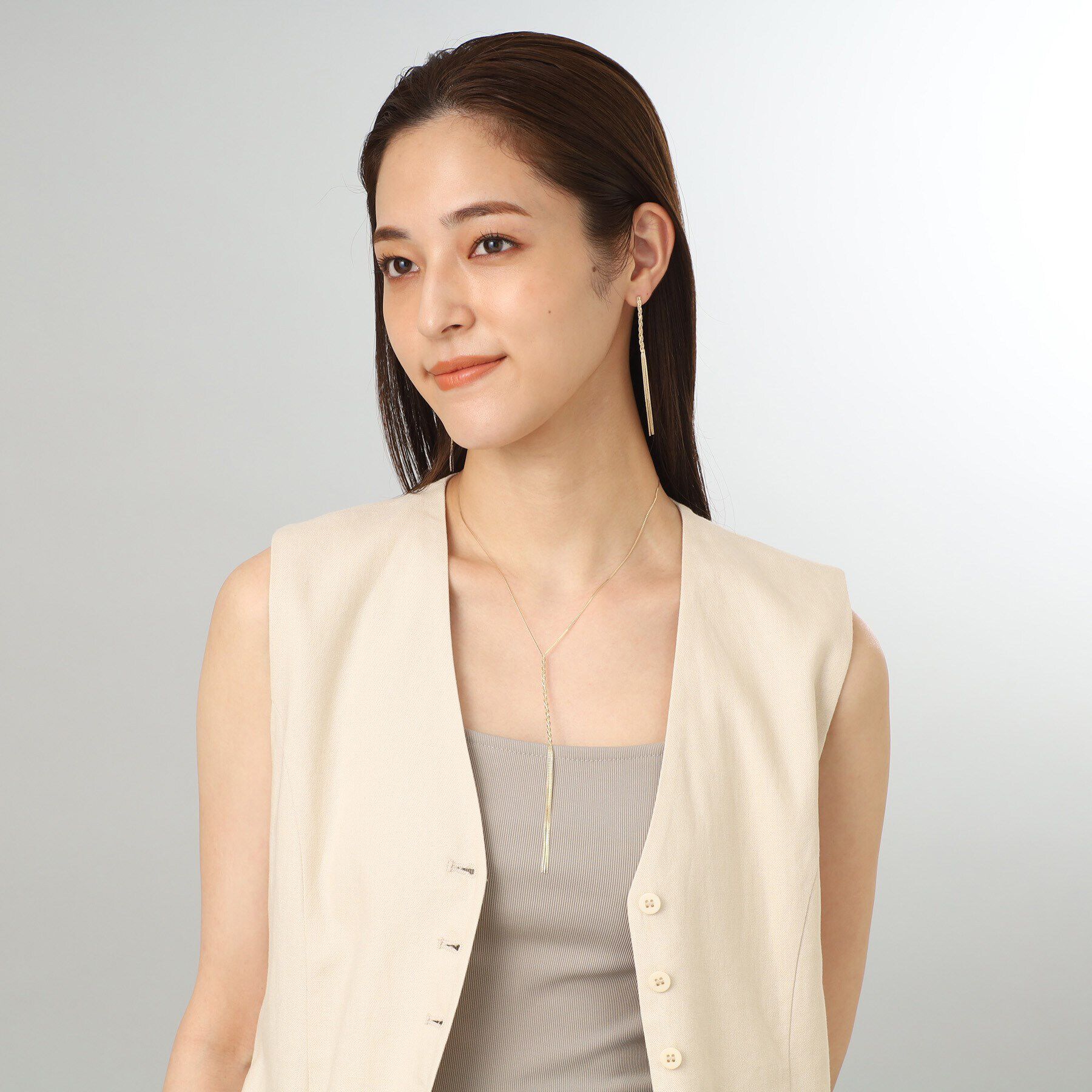 COCOSHNIK「K10ベネチアンフラットチェーン三つ編みY字 ネックレス」|ネックレス|