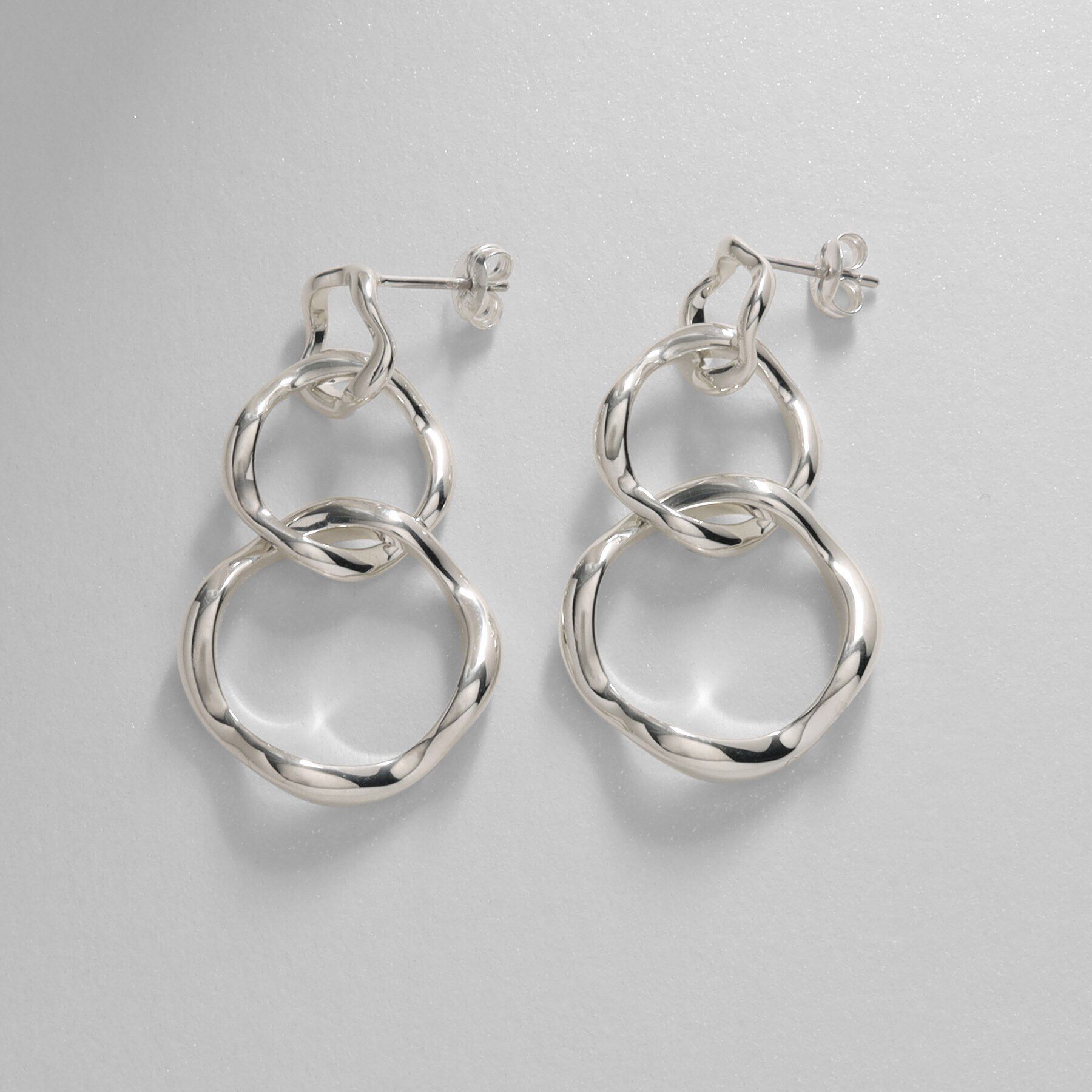 COCOSHNIK ONKITSCH「シルバー ニュアンスピアス トリプルフープ」|ピアス|