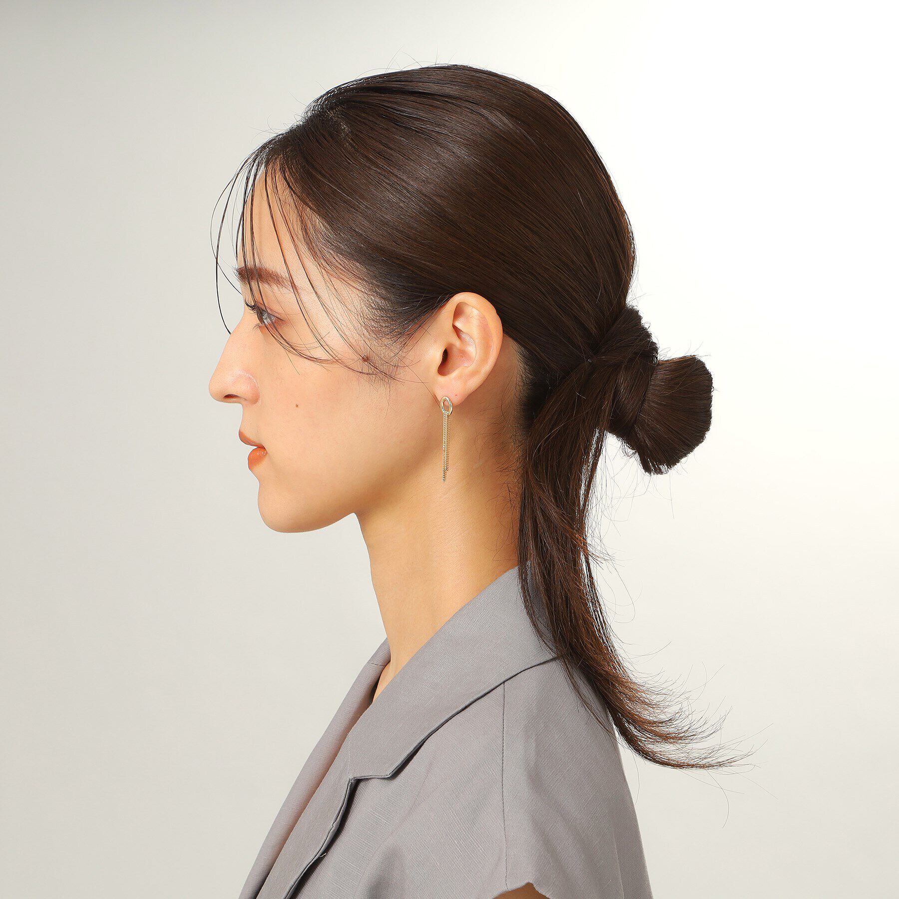 COCOSHNIK「K10中空オーバルフックチェーン スタッドピアス」|ピアス|