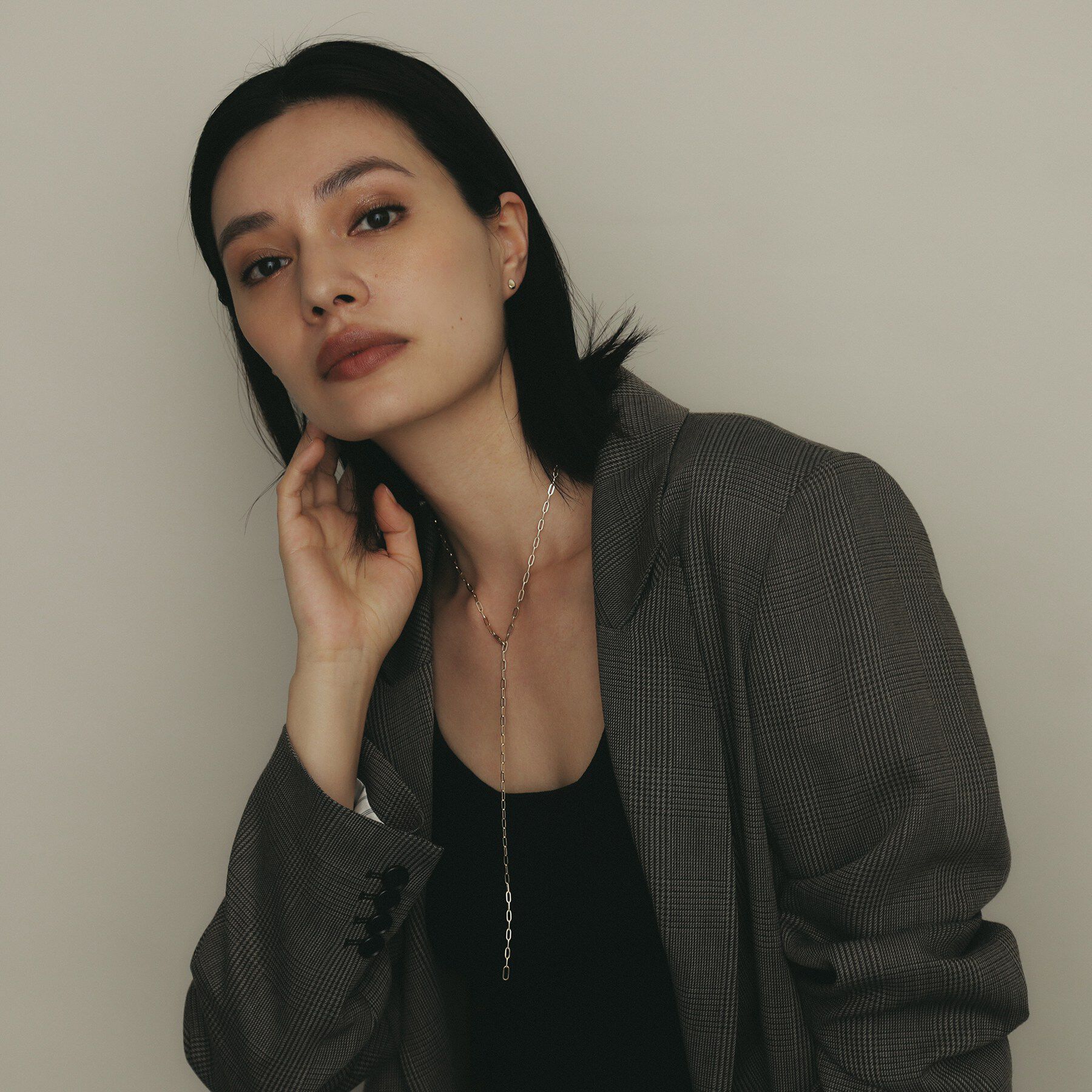 COCOSHNIK「K10【サステナブル】ペアシェイプ スタッドピアス」|ピアス|