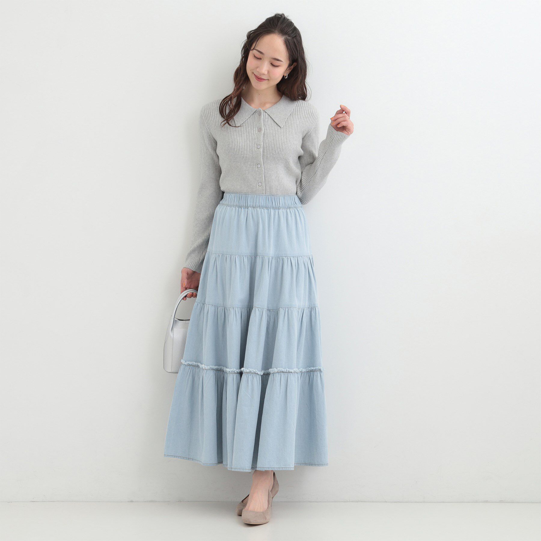 SHOO･LA･RUE「【ライトオンスデニム/S-LL】女性らしさをプラスする ティアードデニムロングスカート」|スカート|
