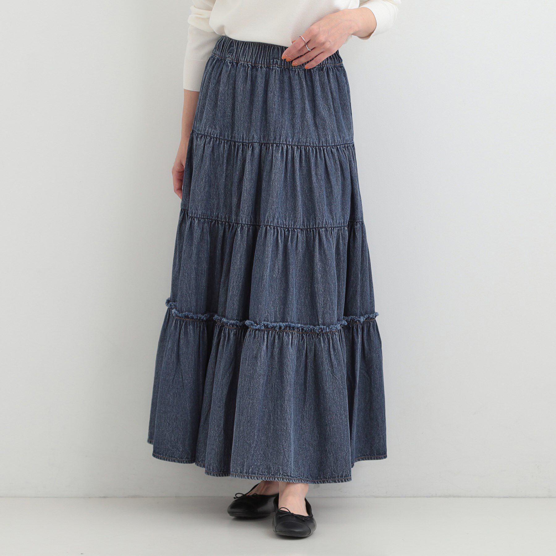 SHOO･LA･RUE「【ライトオンスデニム/S-LL】女性らしさをプラスする ティアードデニムロングスカート」|スカート|