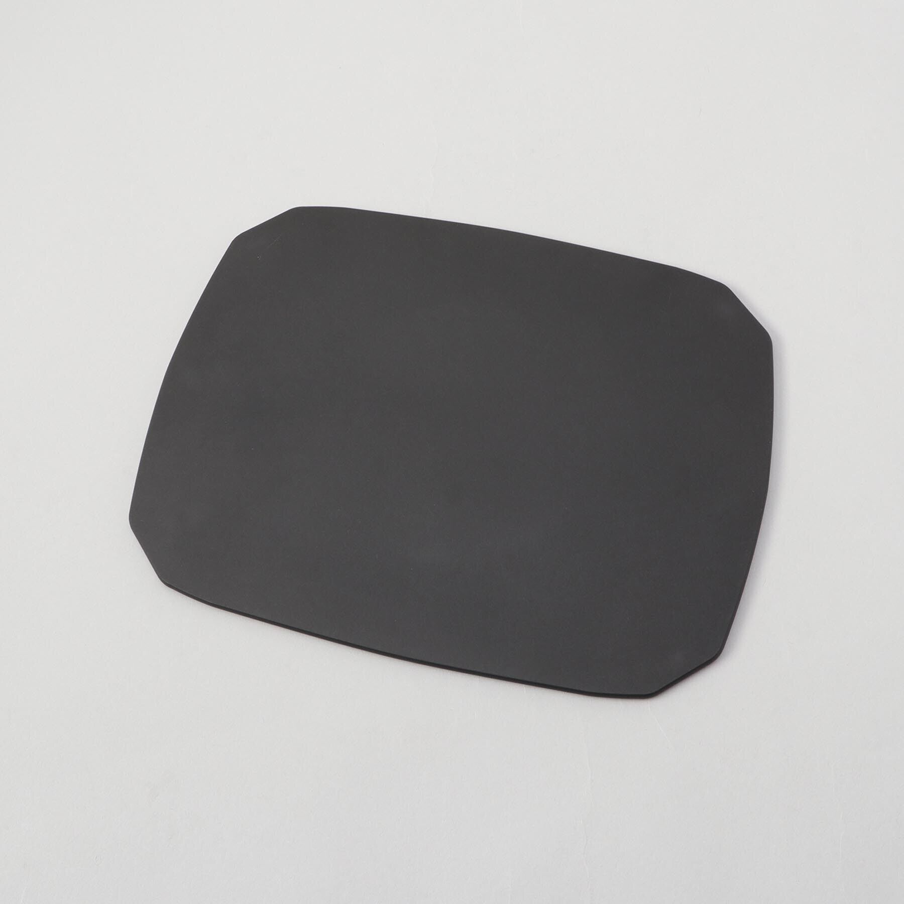 212 KITCHEN STORE「ウッドファイバーカッティングボード HACHI M BK ＜nikii ニキ＞」|食器・キッチングッズ|その他