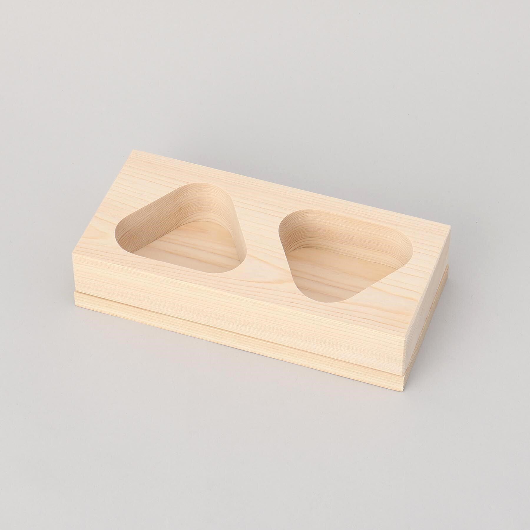 212 KITCHEN STORE「ふんわりできる、国産天然木ひのきのおむすび型 2個」|食器・キッチングッズ|