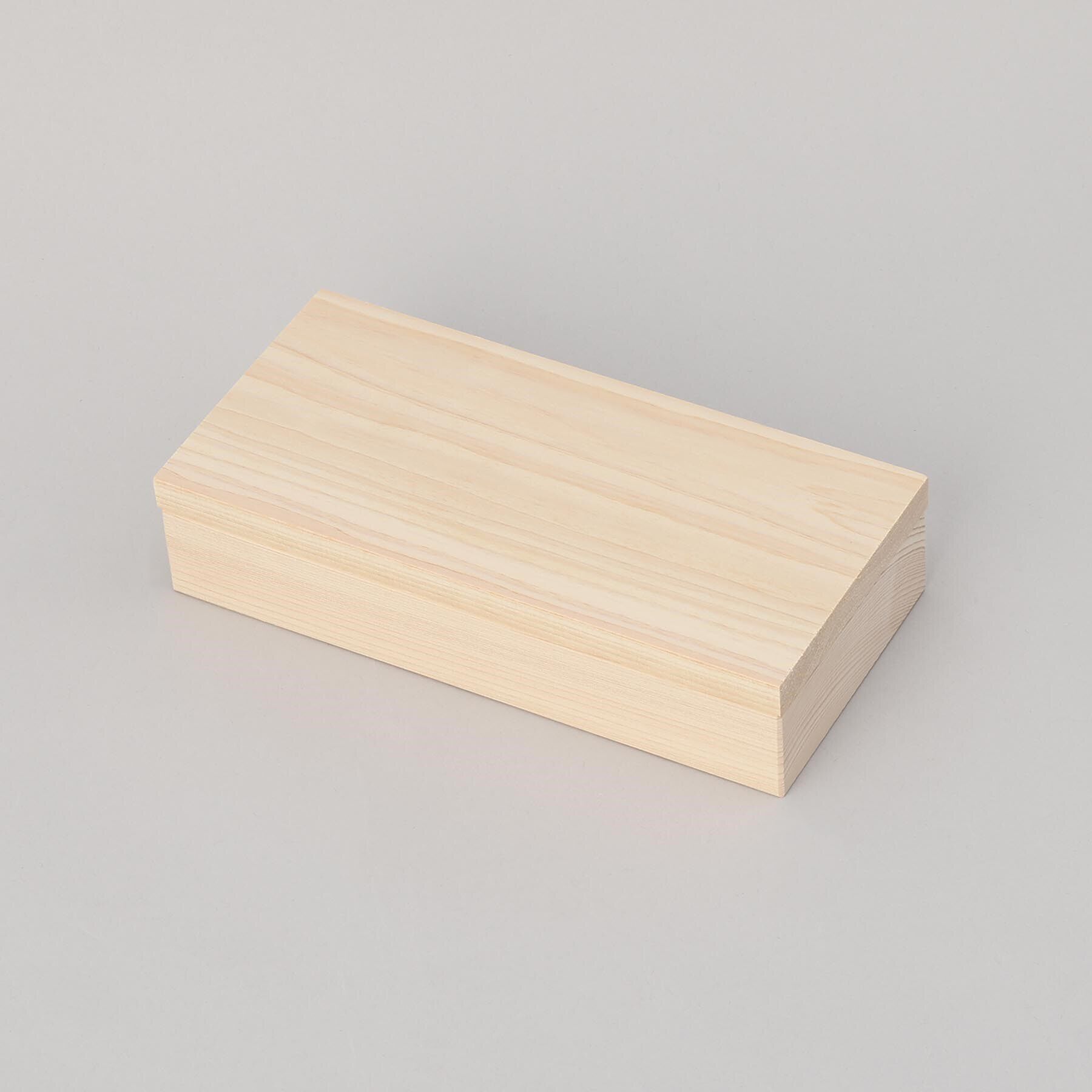 212 KITCHEN STORE「ふんわりできる、国産天然木ひのきのおむすび型 2個」|食器・キッチングッズ|