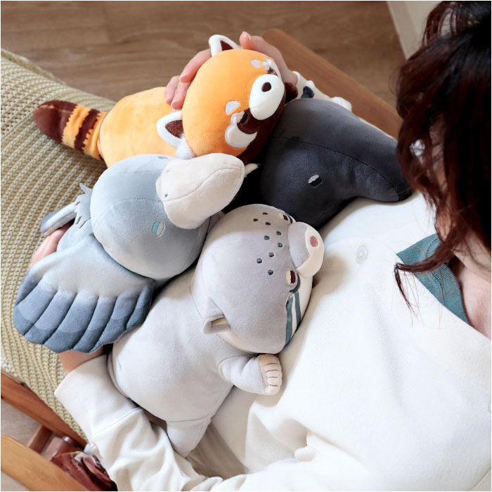 BACKYARD FAMILY「ぬいぐるみ クッション 通販 ピロークッション お昼寝クッション アイピロー 枕 ピロー 背当て」|その他|