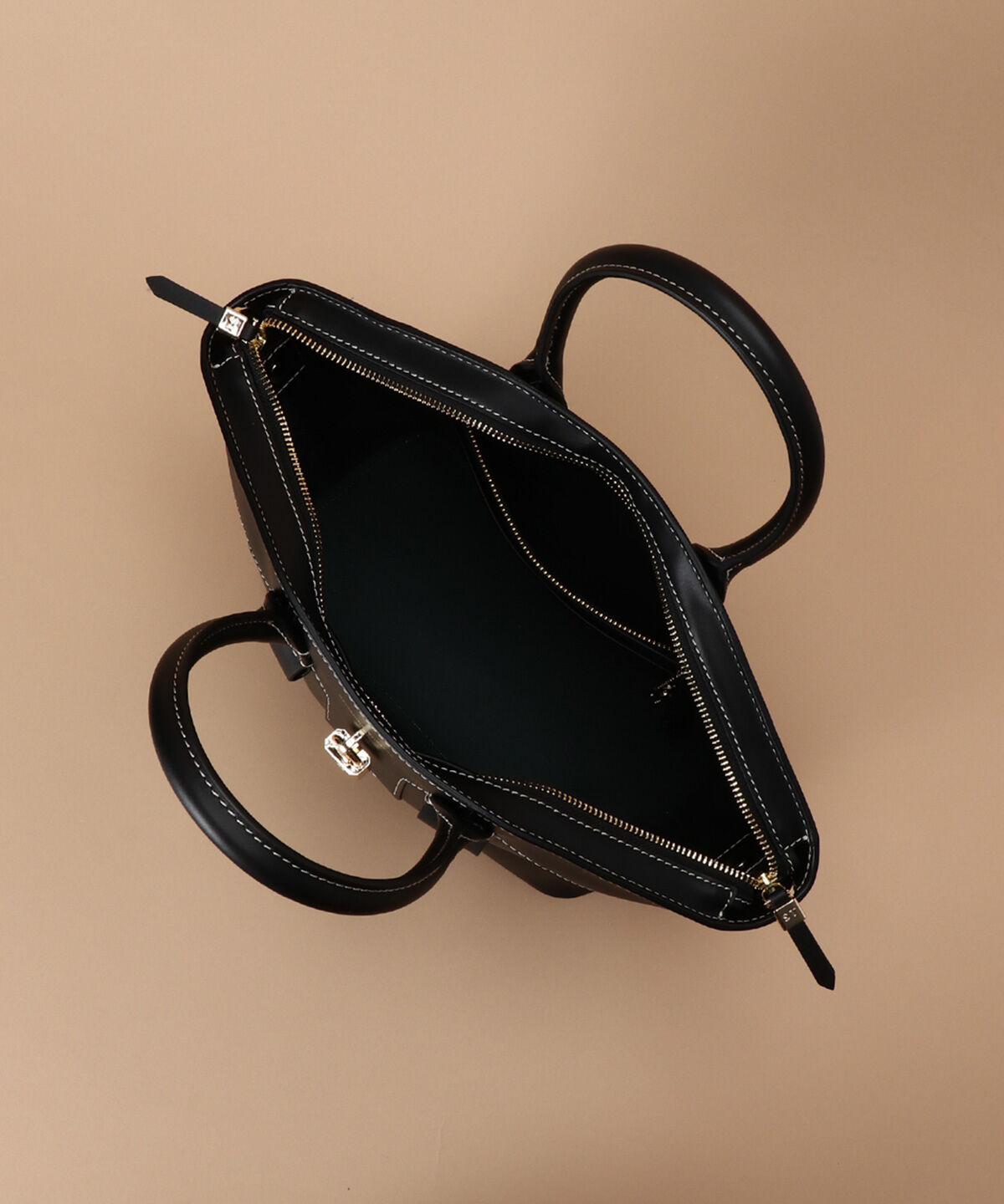 Samantha Thavasa「ステッチデザイン レザーハンドバッグ」|ハンドバッグ|