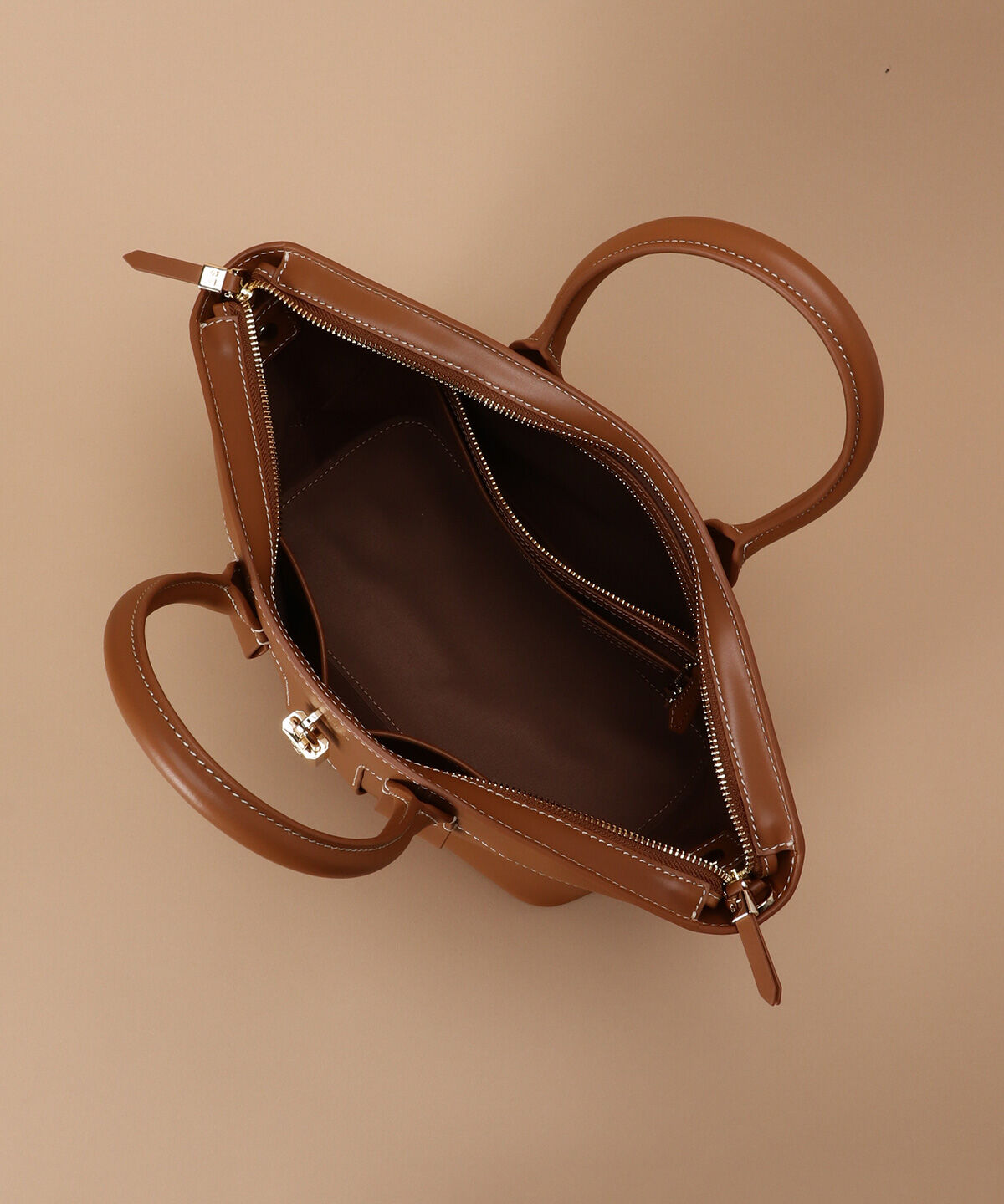 Samantha Thavasa「ステッチデザイン レザーハンドバッグ」|ハンドバッグ|