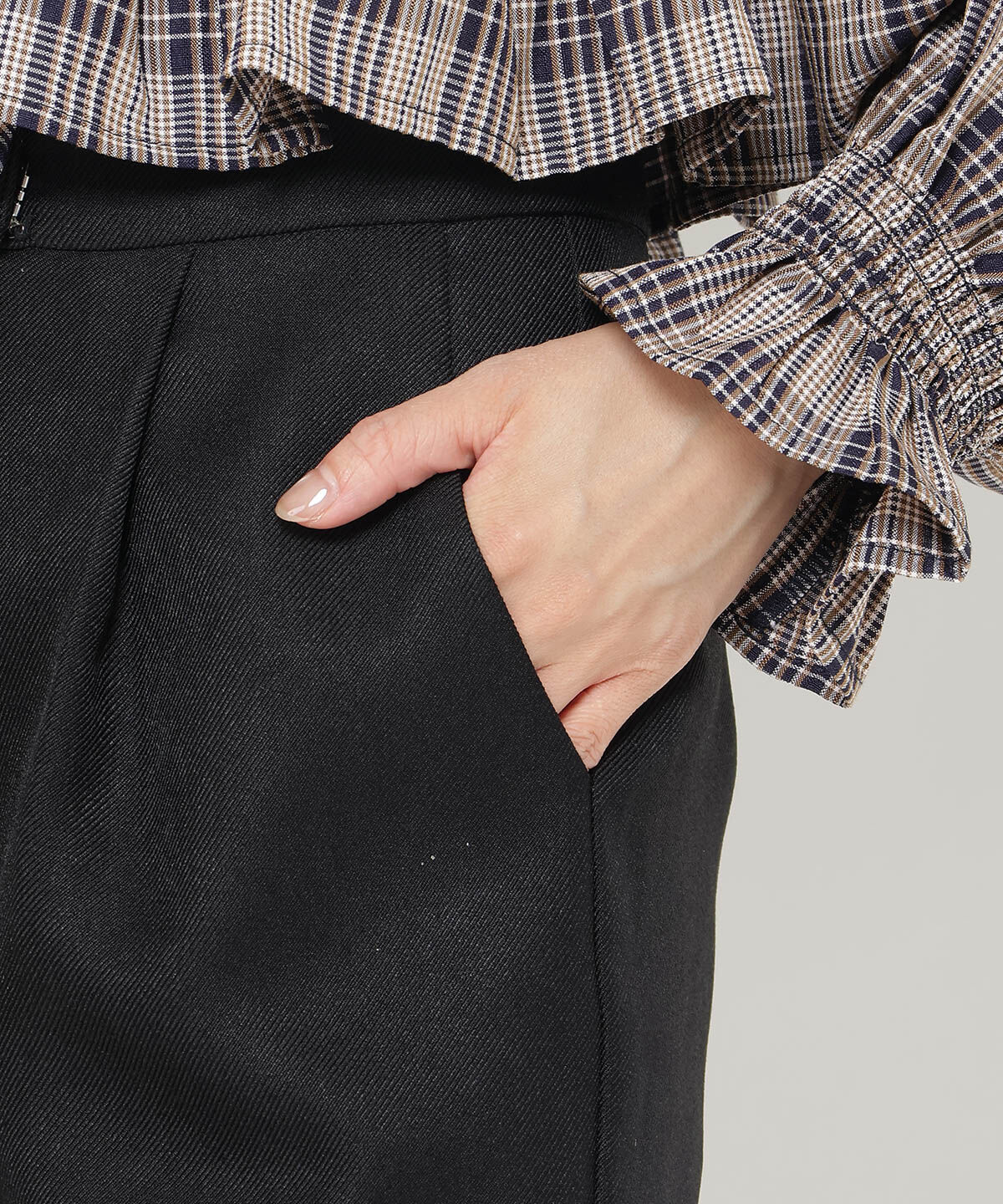 アンドクチュール「コンパクトショートパンツ」|キュロット|