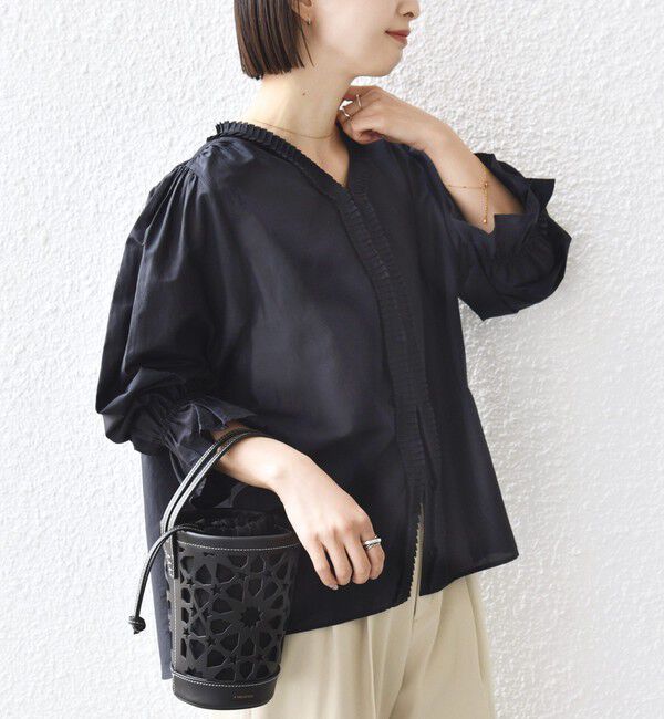 SHIPS for women「《予約》〈手洗い可能〉綿 シルク Vネック フリル タック ブラウス」|シャツ・ブラウス|