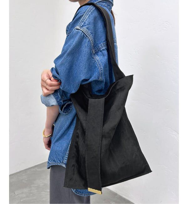 SLOBE IENA「《WEB限定/追加6予約》ITTI/イッチ SLOBE別注 TOTE M」|トートバッグ|ブラック