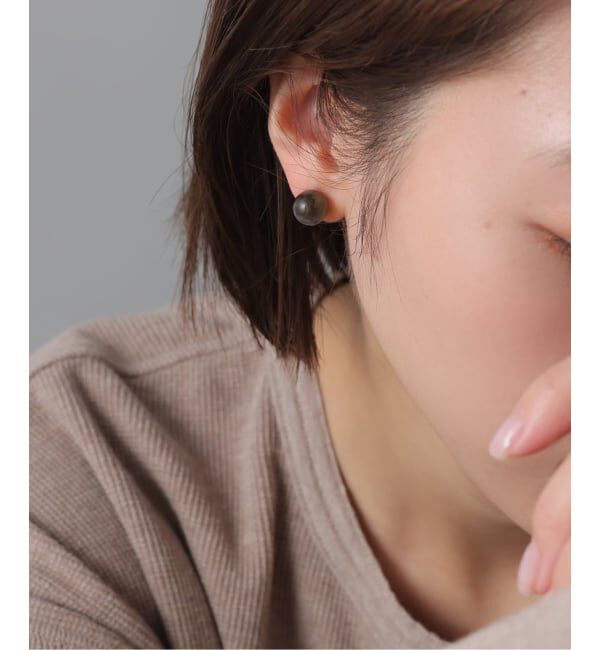 Lilas by Spick&Span「ラウンド*キューブバイカラーピアス K10（片耳）」|ピアス|