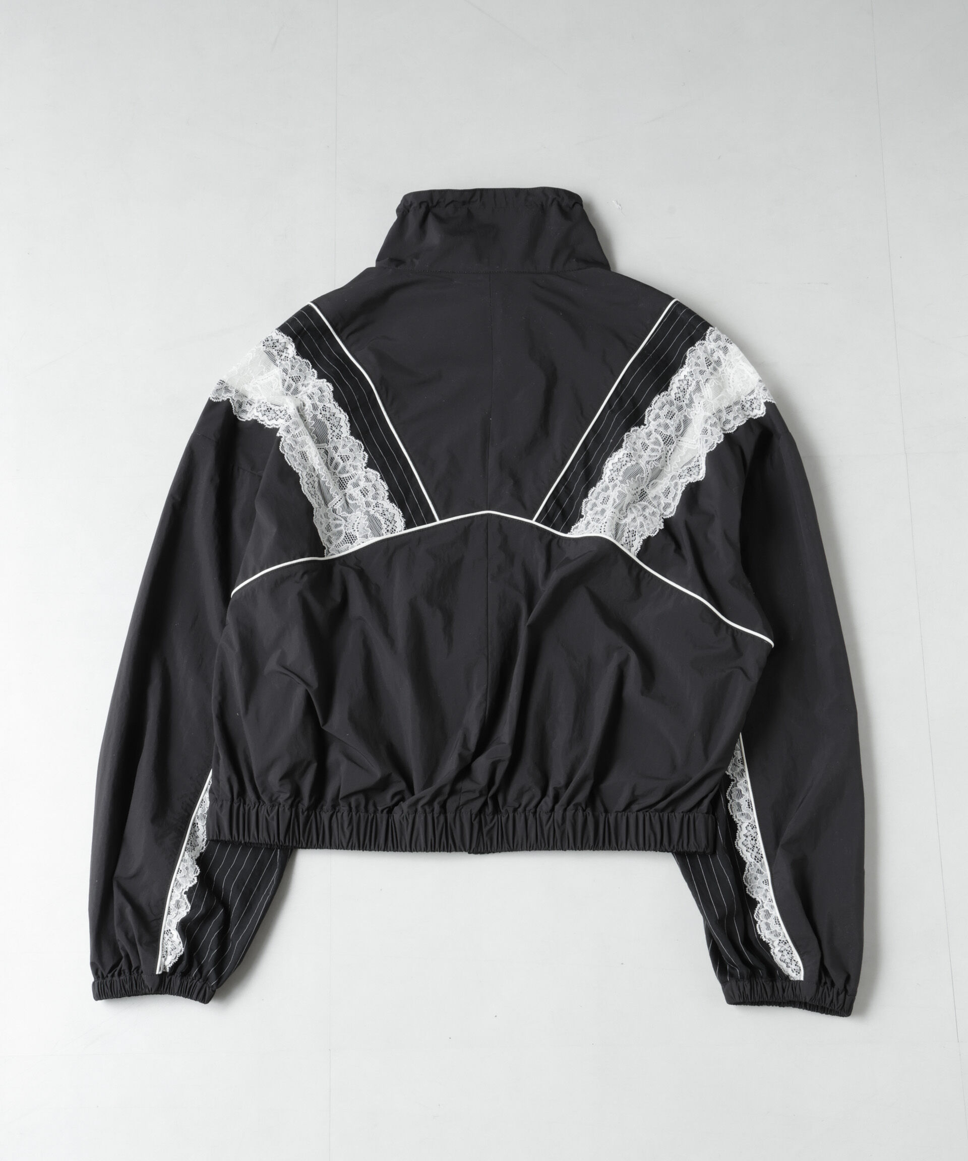 nano･universe「レース&times;ストライプ切替ナイロンブルゾン」|ブルゾン・スタジャン|