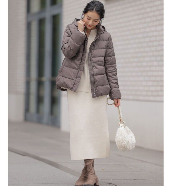 組曲「ライトタフタショート ダウン」|ダウン|