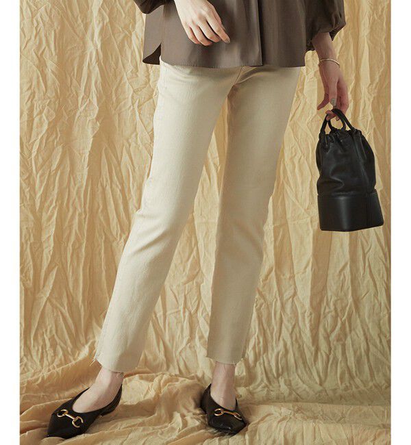 23区「【SLOW/洗える】SLOW DENIM タイトストレート デニム」|デニム|ベージュ系