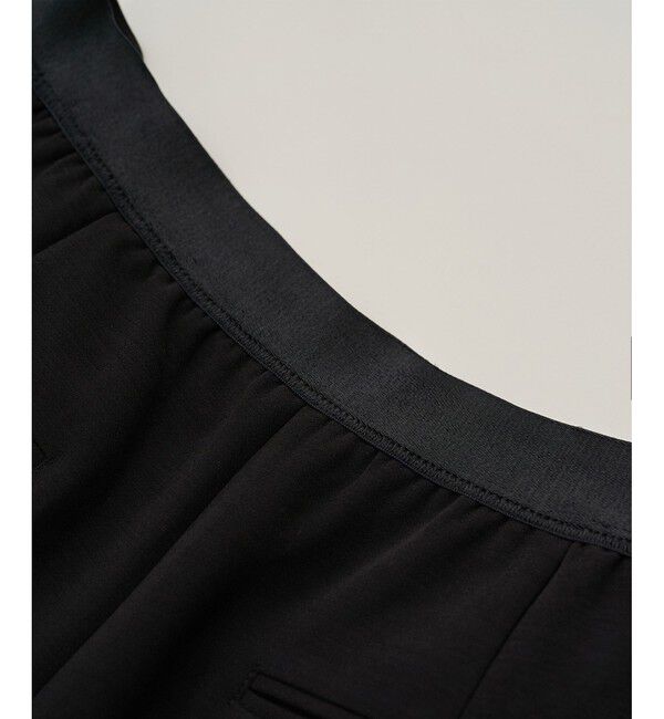 ROPE「【洗える】バックサテンセミフレアパンツ【WEB・一部店舗限定】」|チノ|