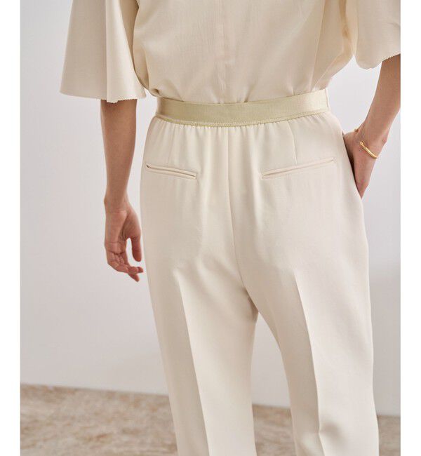 ROPE「【洗える】バックサテンセミフレアパンツ【WEB・一部店舗限定】」|チノ|
