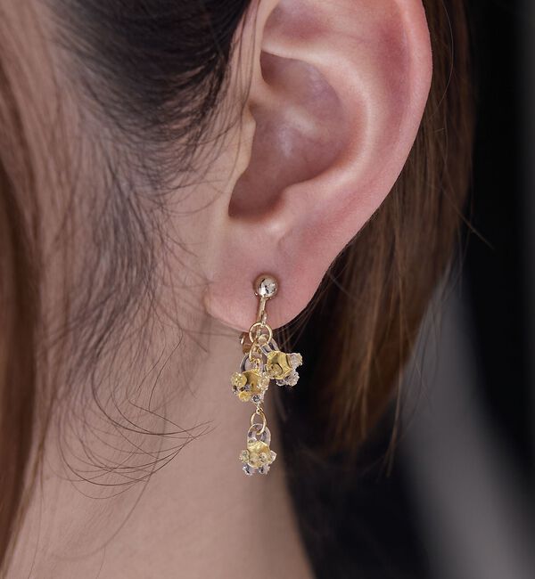 collex「【HARIO Lampwork Factory】イヤリングひとふさのミモザ イエ」|ピアス|