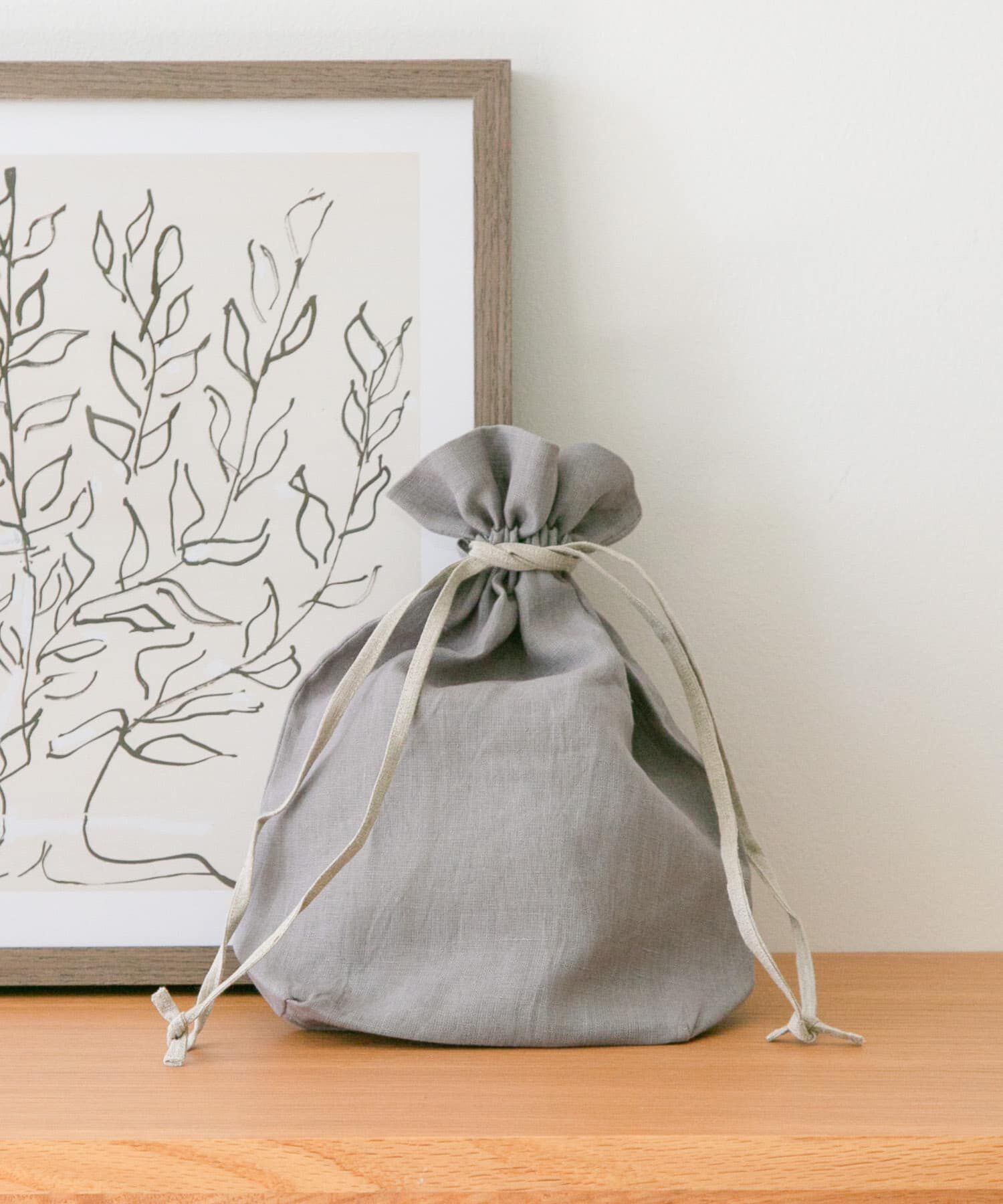 URBAN RESEARCH DOORS「『WEB限定』『別注』miiThaaii&times;DOORS　バイカラーリネン巾着M」|その他|