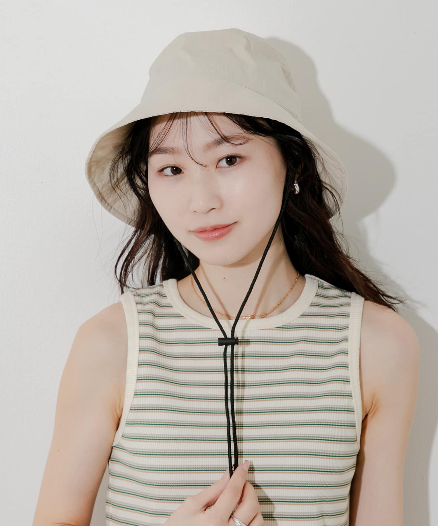 SMELLY「『撥水/UVカット』ハッスイドロストバケットハット」|ハット|アイボリー