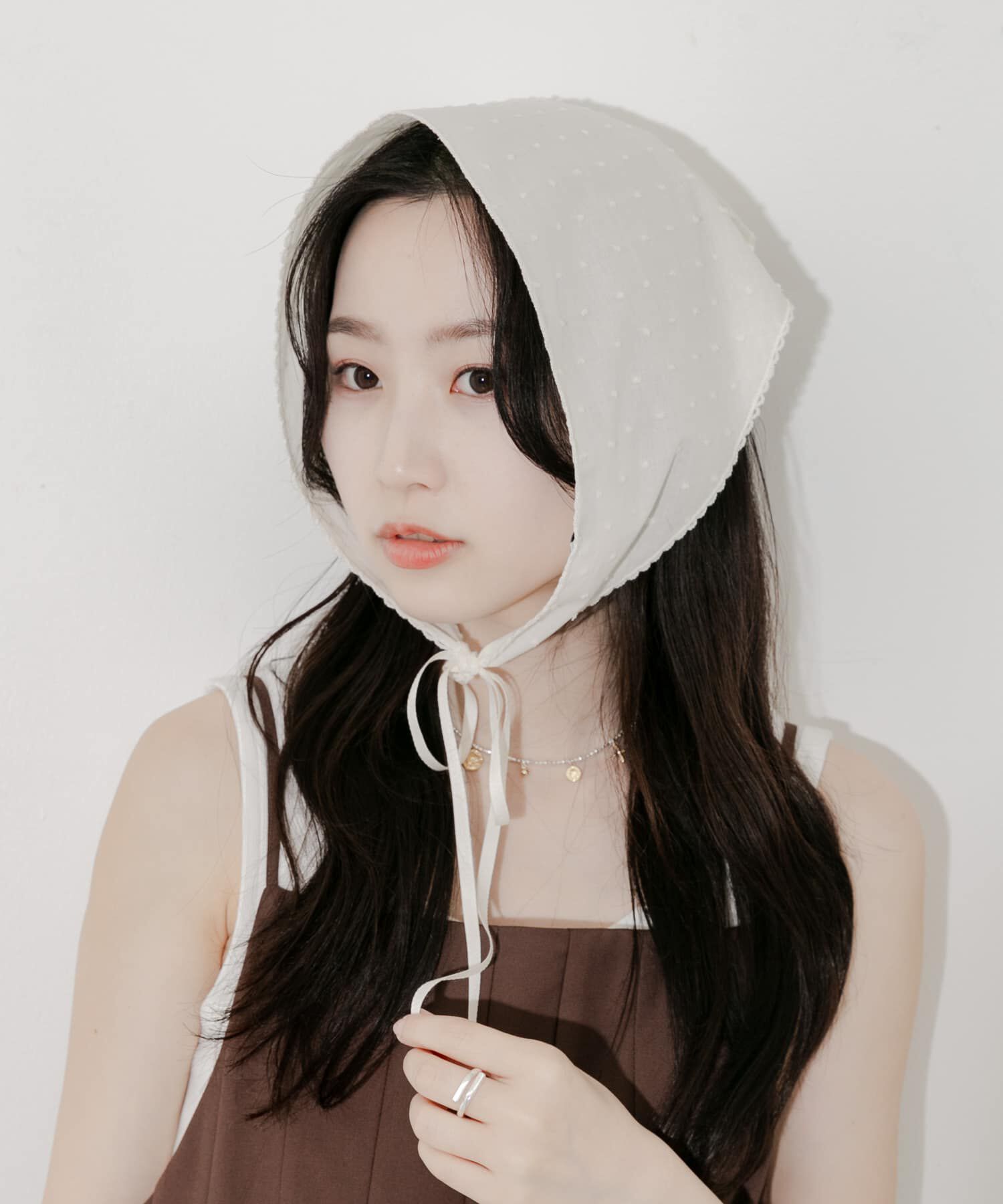 SMELLY「ドットバブーシュカ」|バンダナ・スカーフ|アイボリー