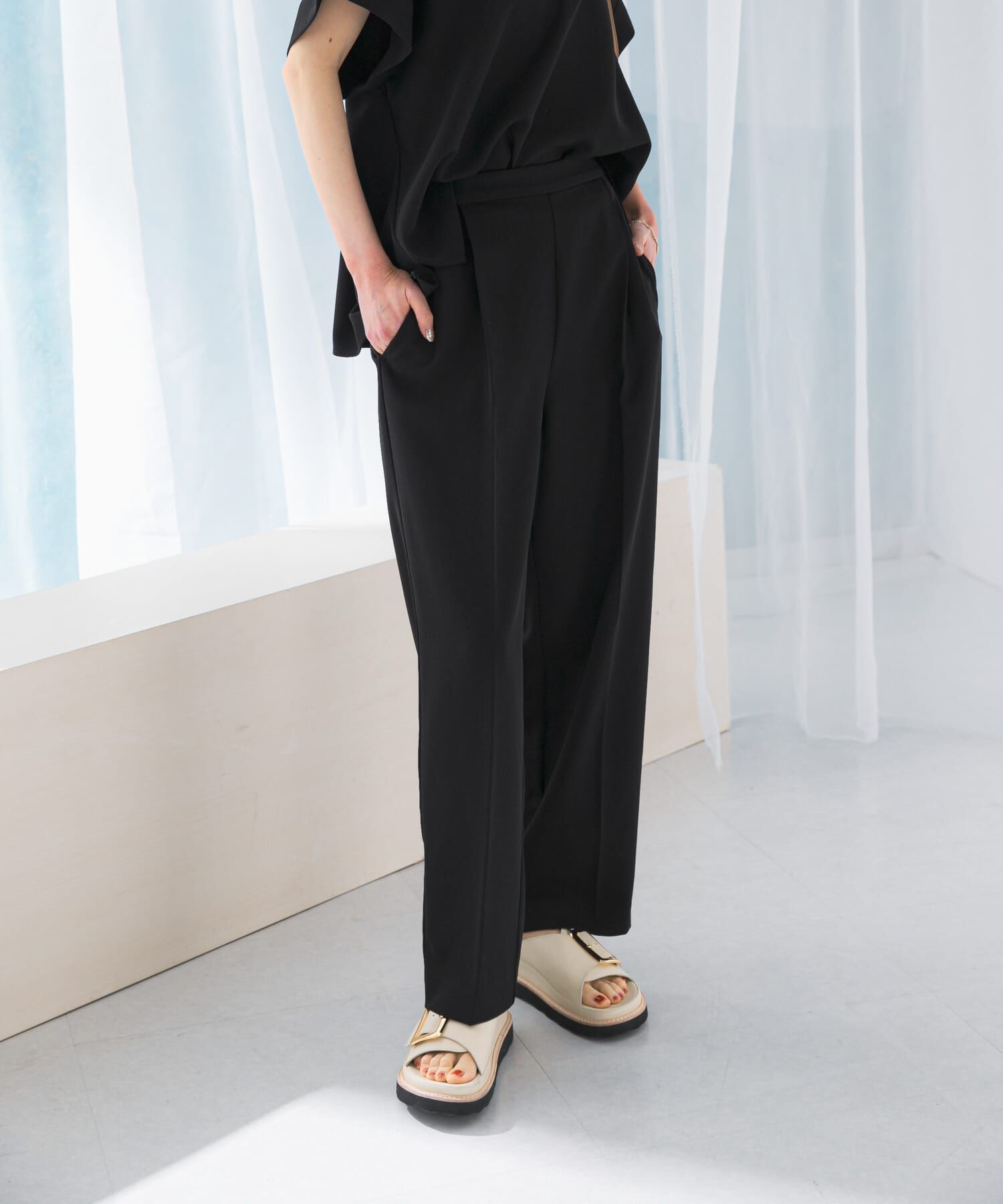 URBAN RESEARCH ROSSO「『WEB/一部店舗限定』『撥水』センタープレスイージーパンツ」|その他|