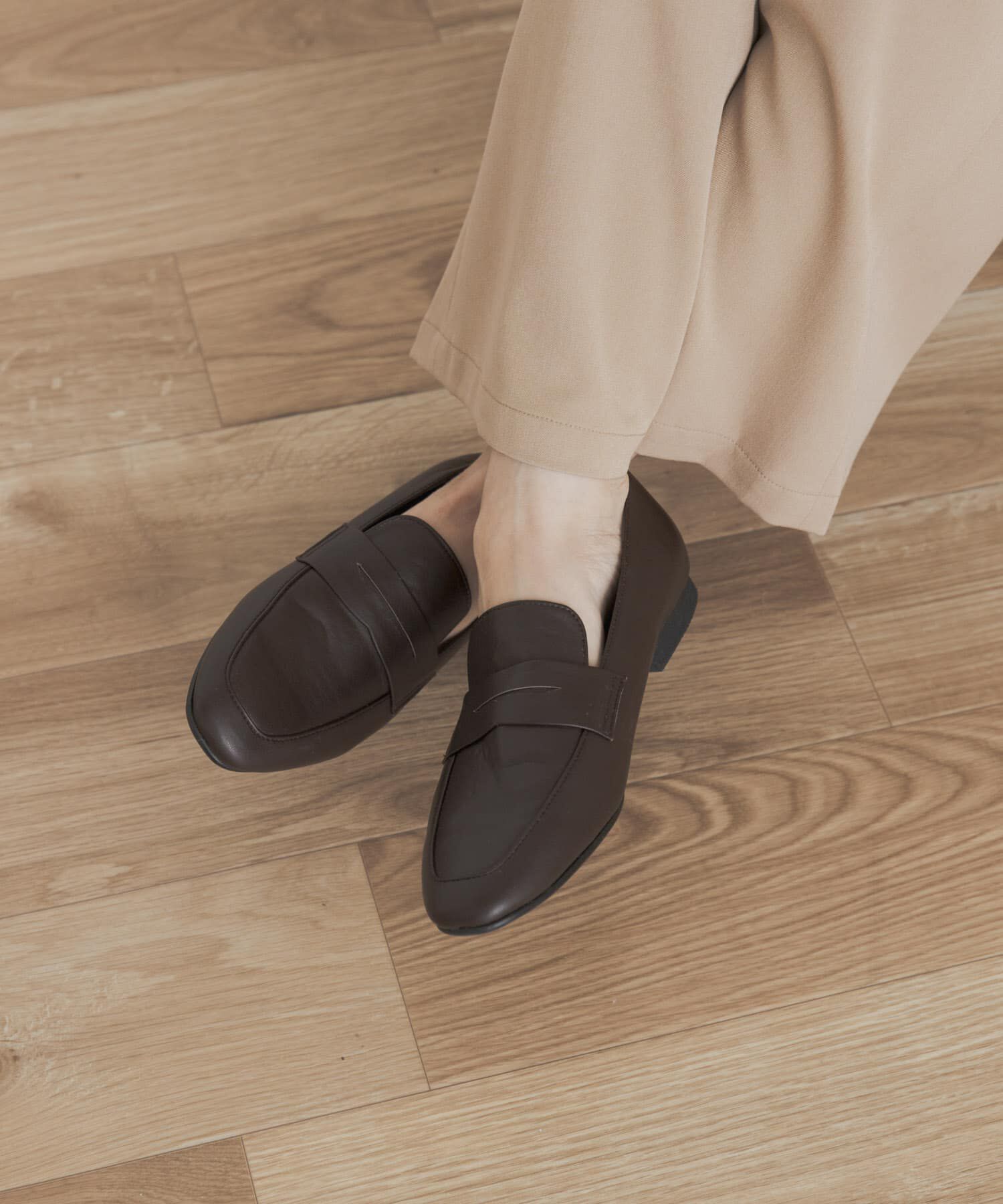 URBAN RESEARCH DOORS「ベーシックローファー」|パンプス|ブラウン