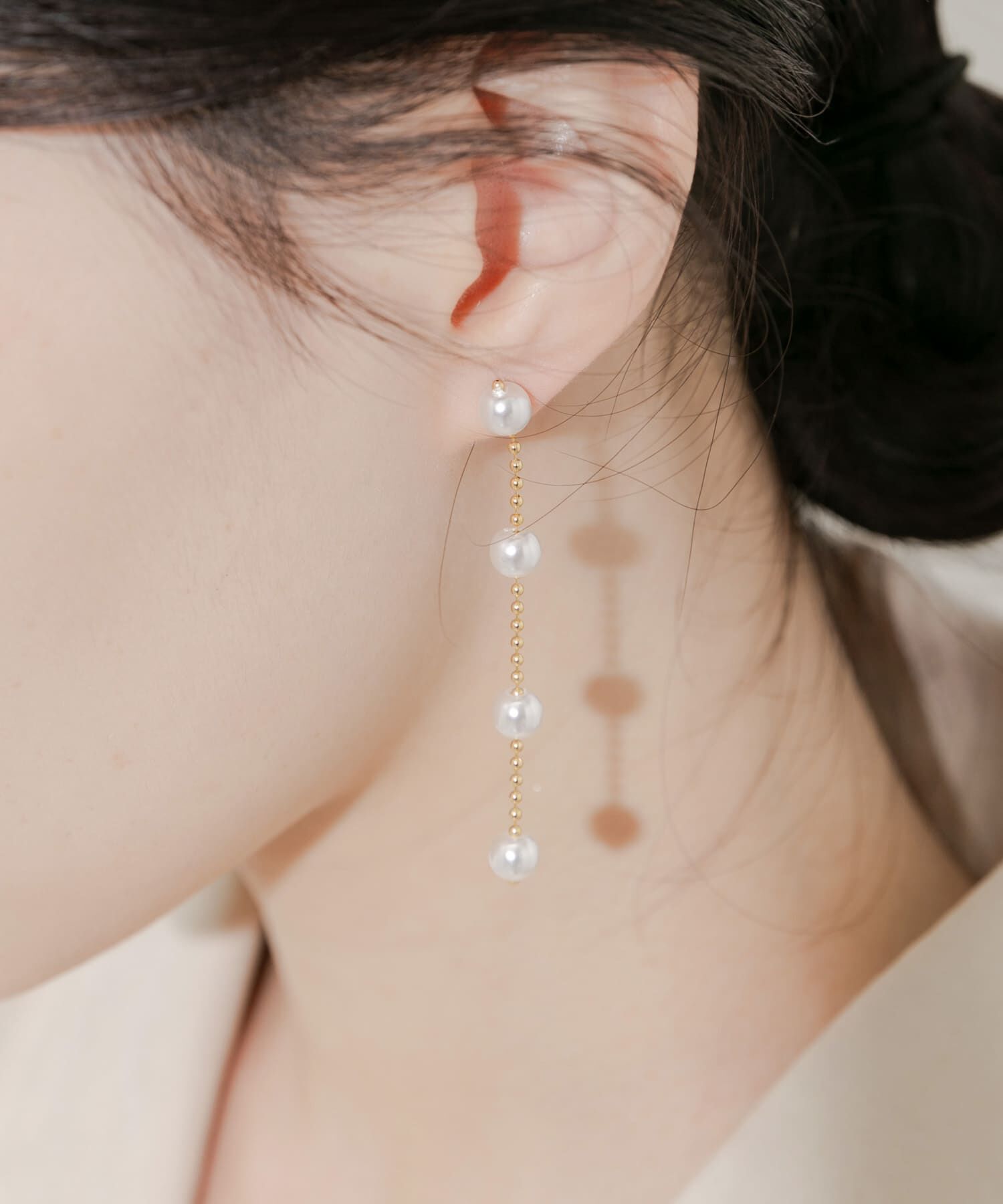 SMELLY「パールチェーンスウィングピアス」|ピアス|