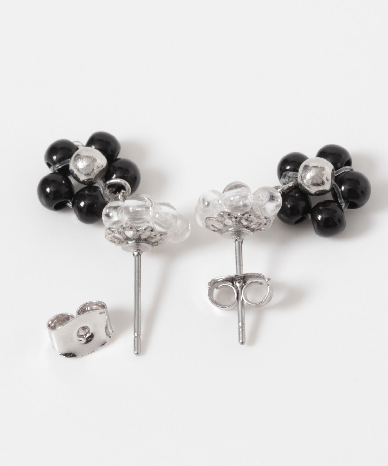 SMELLY「フラワービーズピアス」|ピアス|